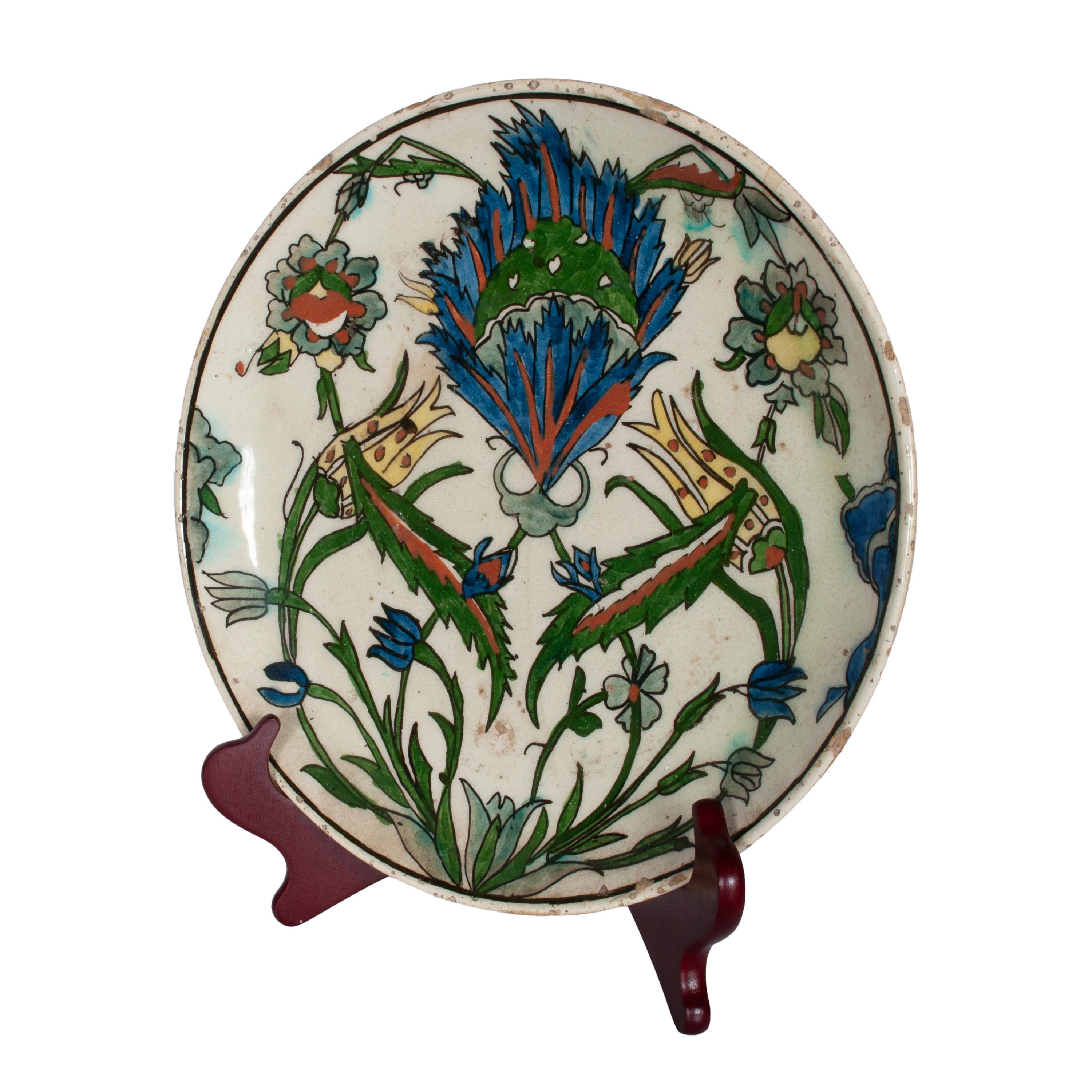 Ancienne assiette en poterie Iznik Kutayha Ottomane Islamique du 18ème siècle Turquie 1750 Bon état - En vente à Portland, OR