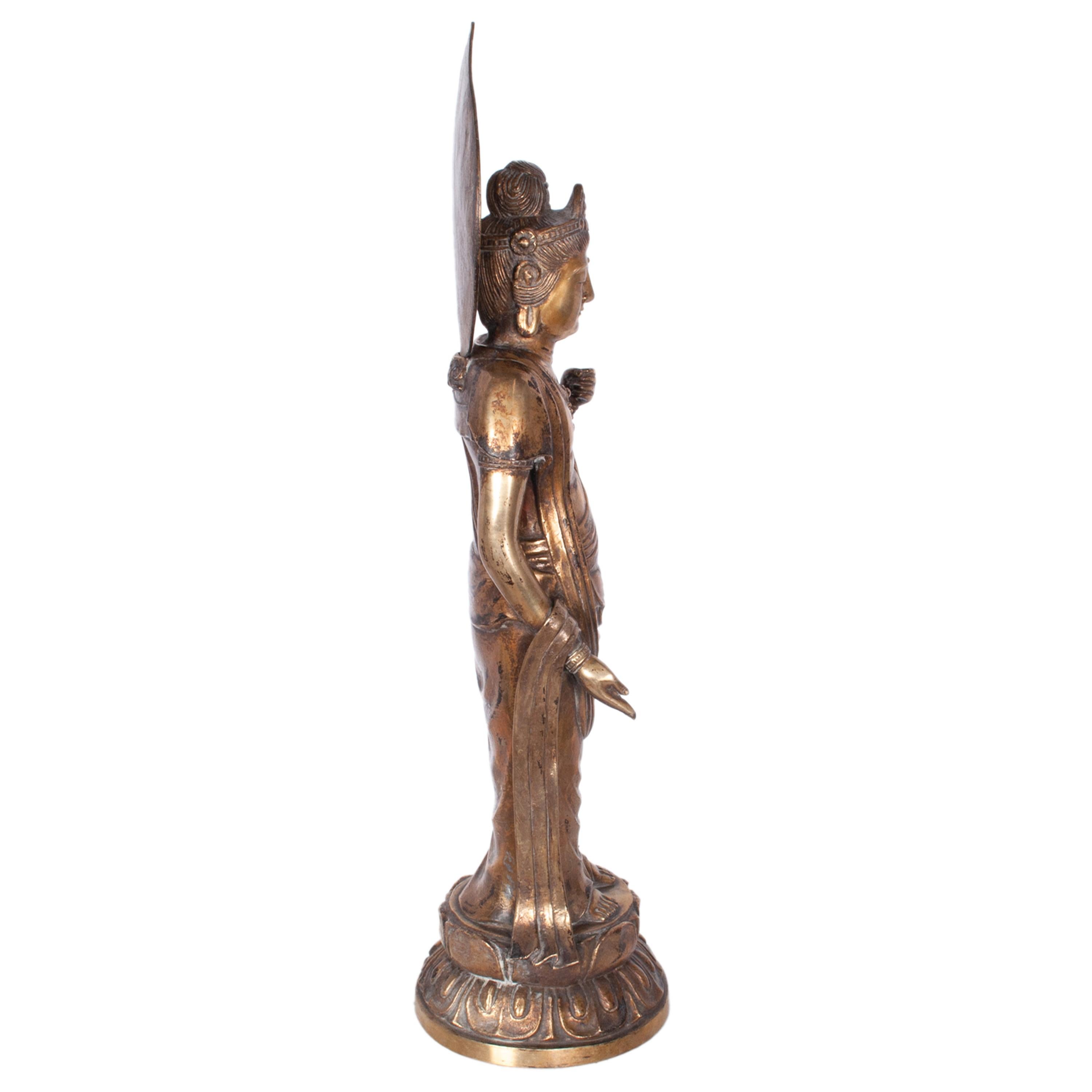 Moulage Statue de Bouddha Kannon en bronze doré du Japon Edo du 18ème siècle 1750 en vente
