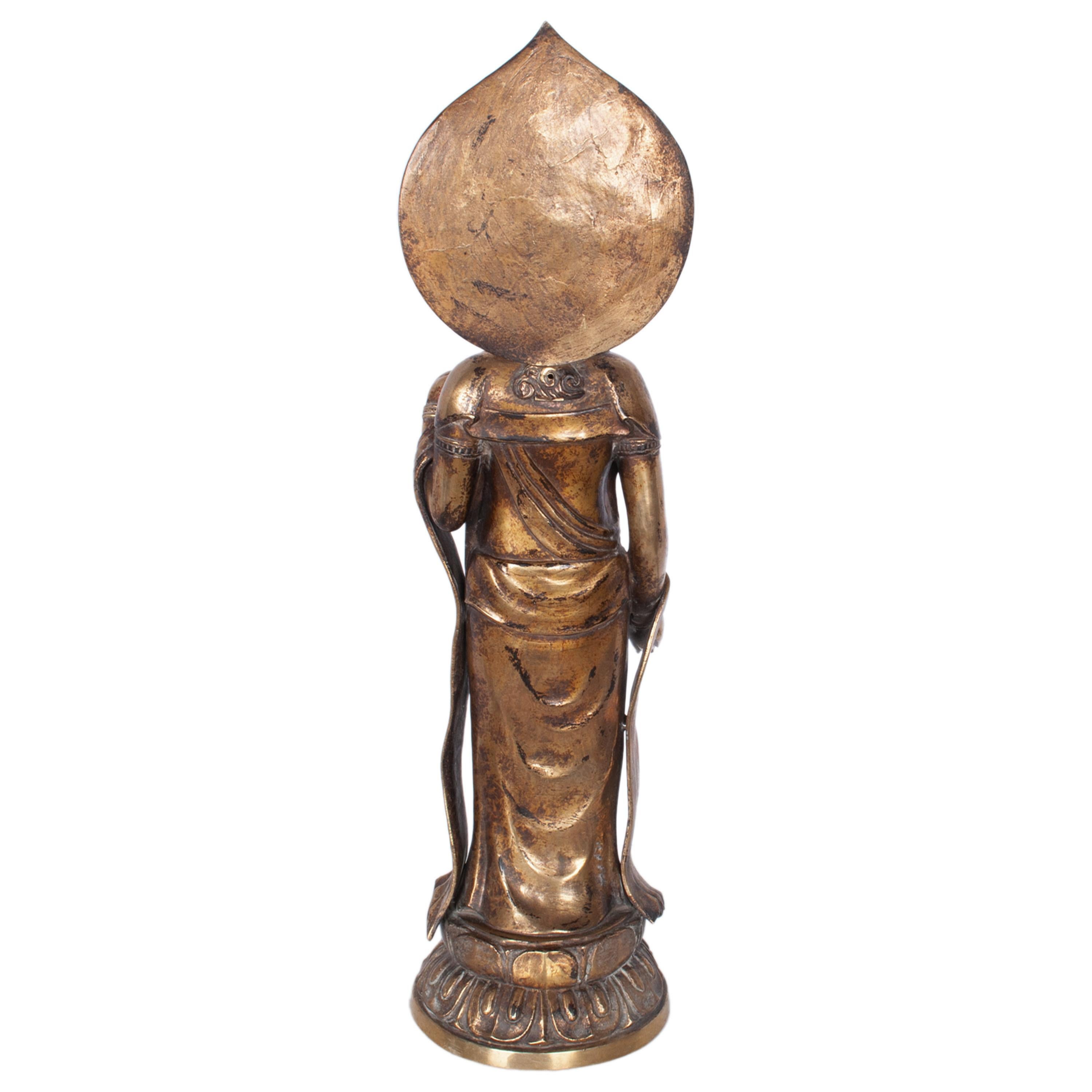 XVIIIe siècle et antérieur Statue de Bouddha Kannon en bronze doré du Japon Edo du 18ème siècle 1750 en vente
