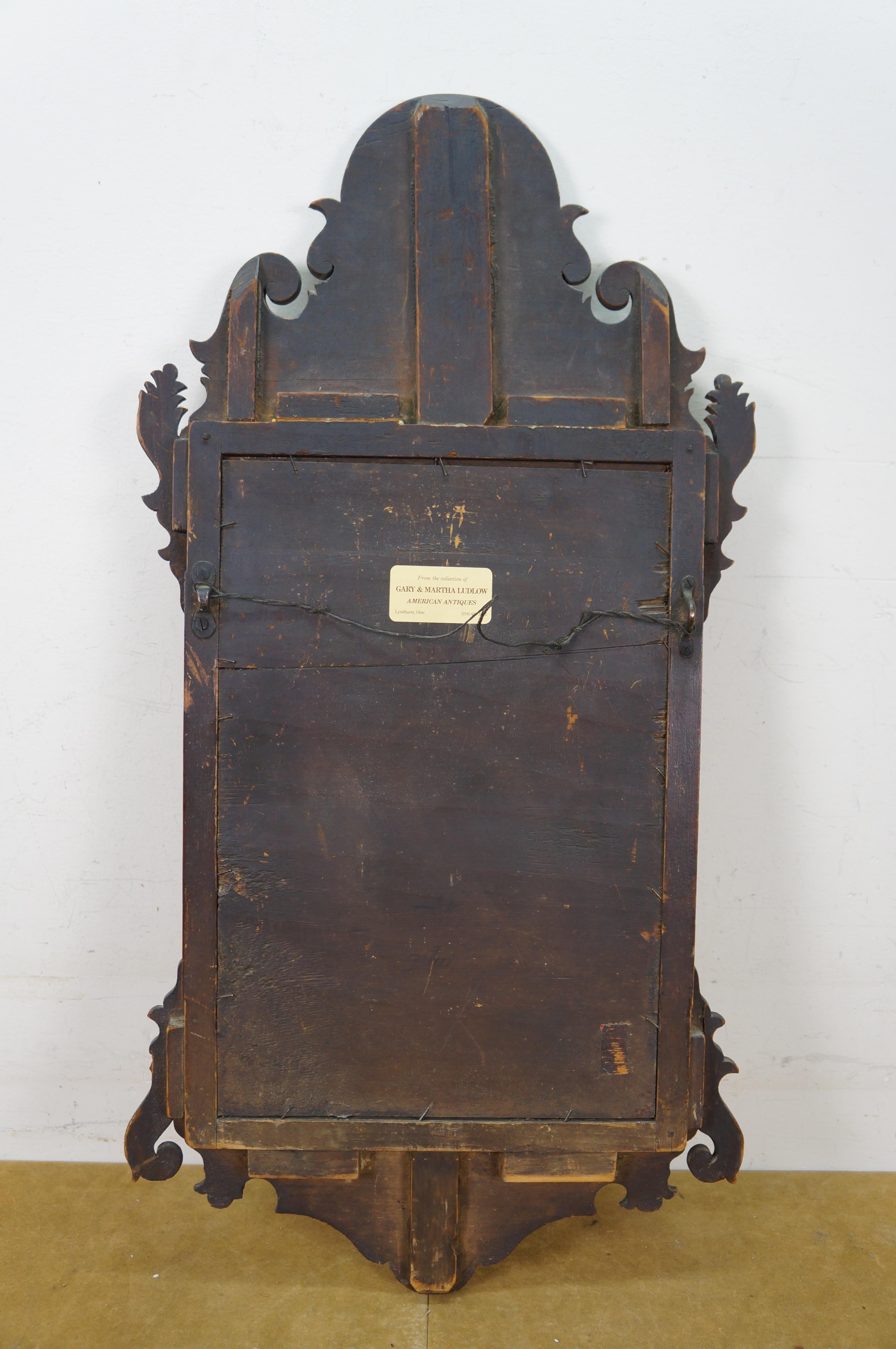 18th Century and Earlier Antique 18th Century John Elliot & Sons Mahogany Chippendale Wall Vanity Mirror For Sale