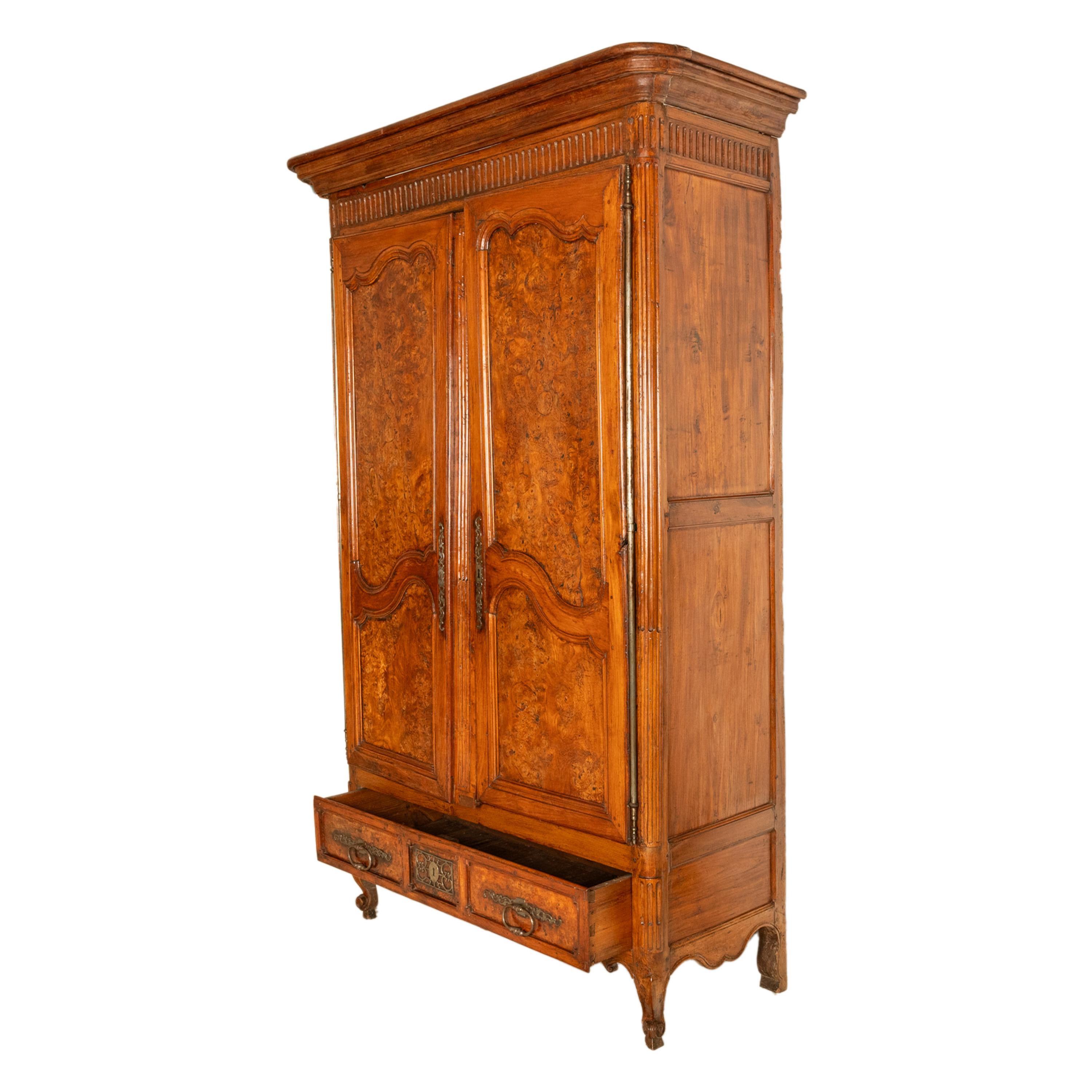 Antique 18th Century Louis XV French Provincial Burl Chestnut Walnut Armoire For Sale 1