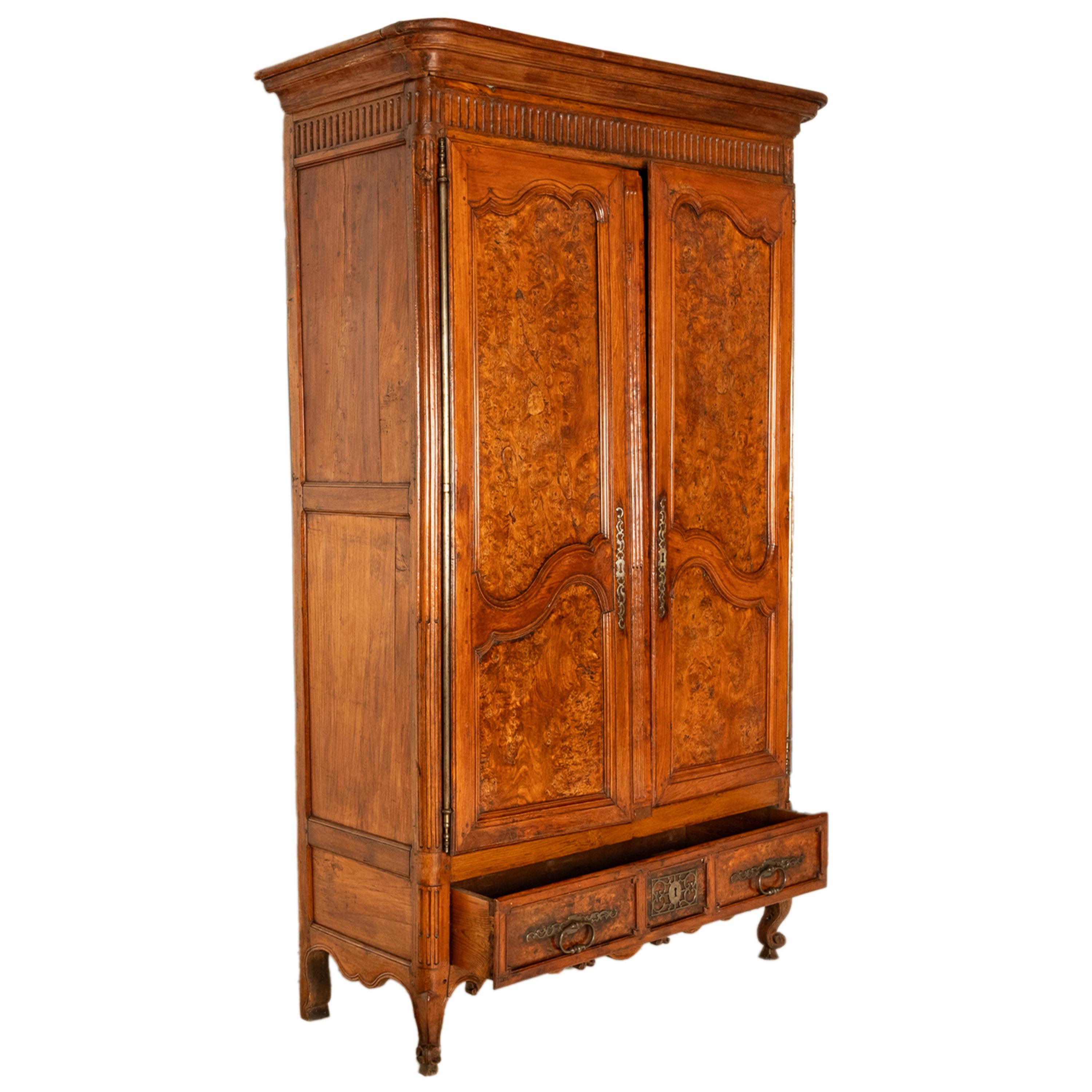 Antique 18th Century Louis XV French Provincial Burl Chestnut Walnut Armoire For Sale 3