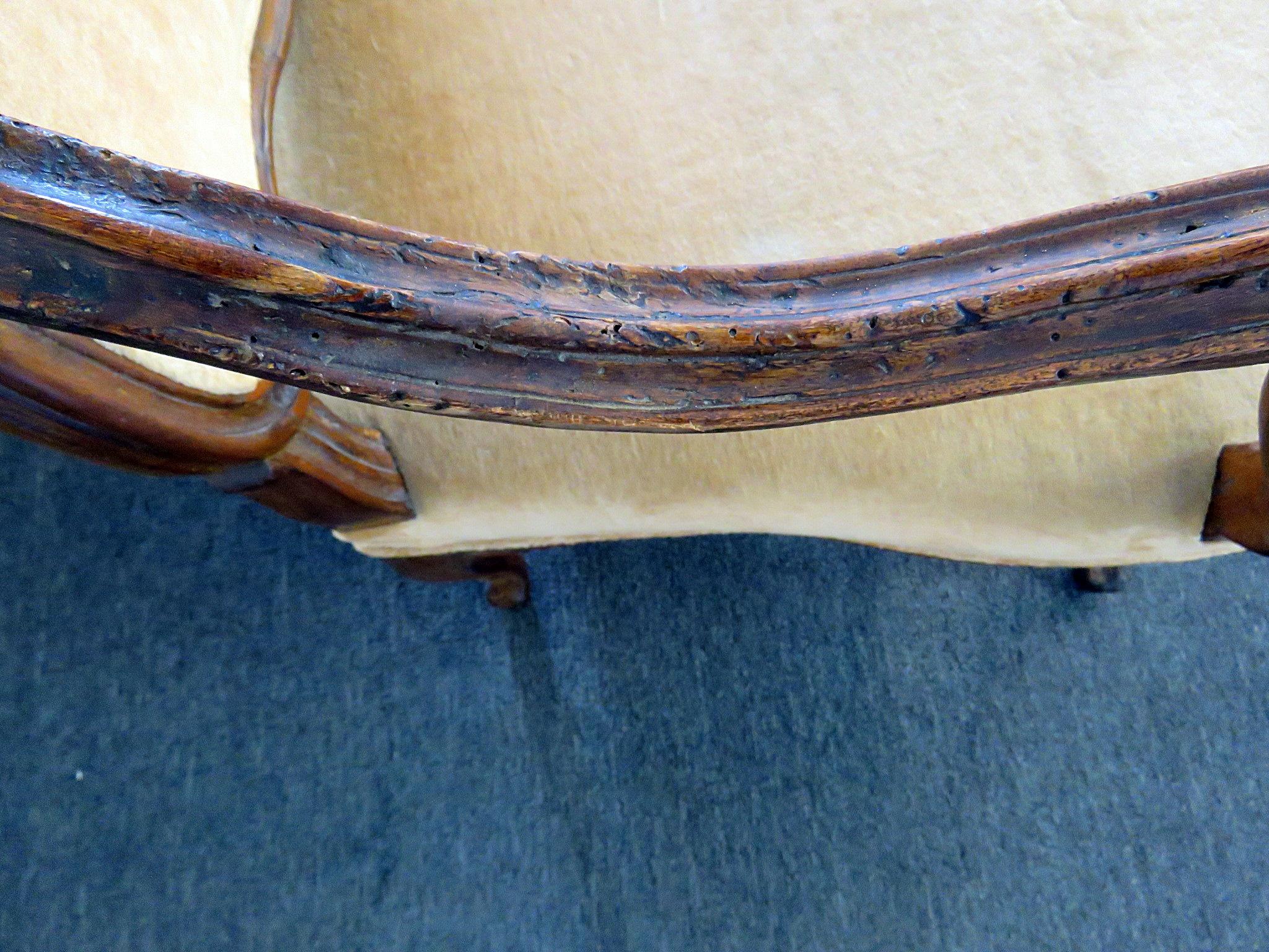 18th Century and Earlier Large Period 1780s Era Carved Walnut French Louis XV Settee Sofa Couch