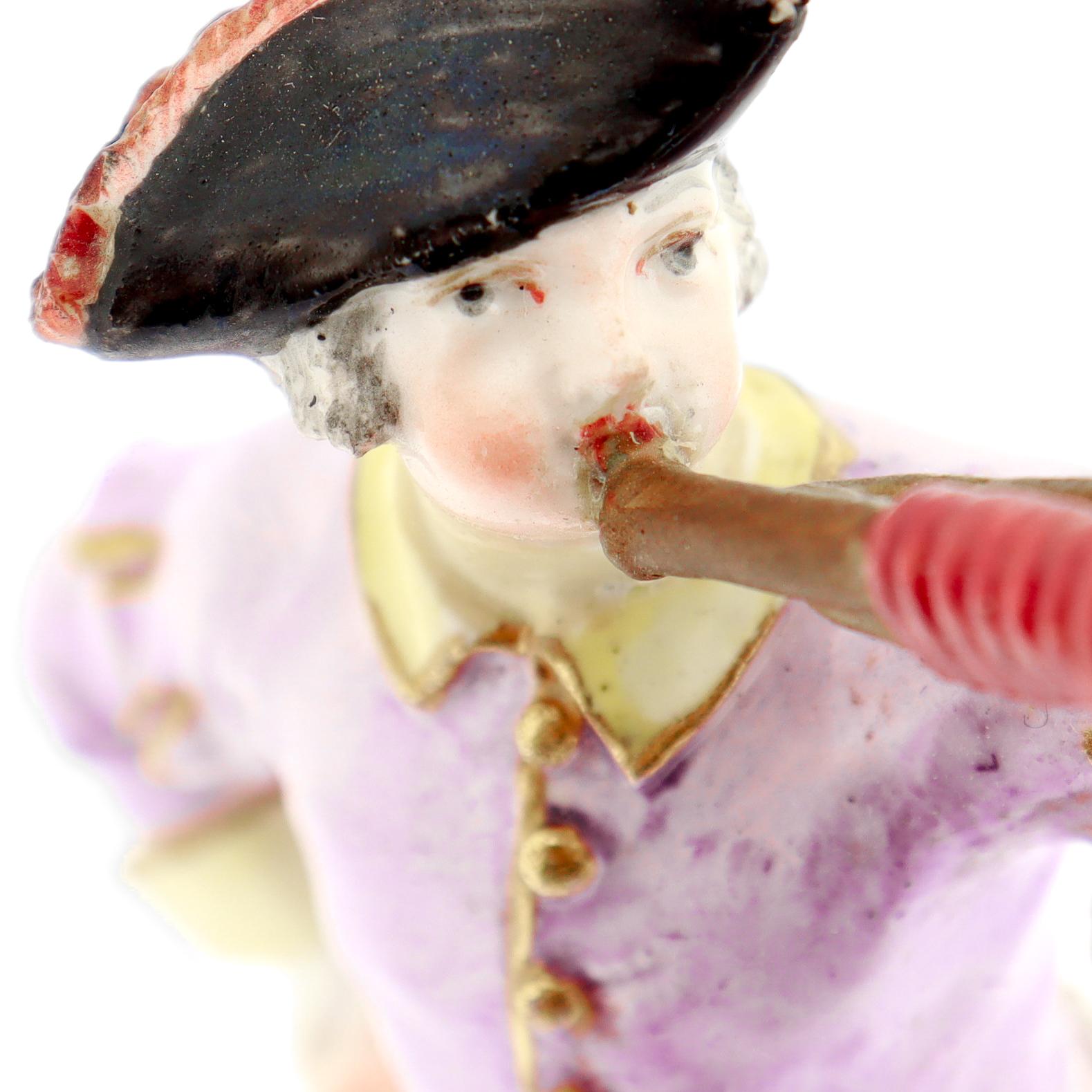 Antica statuina di gallo di Meissen Porcelain del XVIII secolo - Trombettiere n. 12 in vendita 6