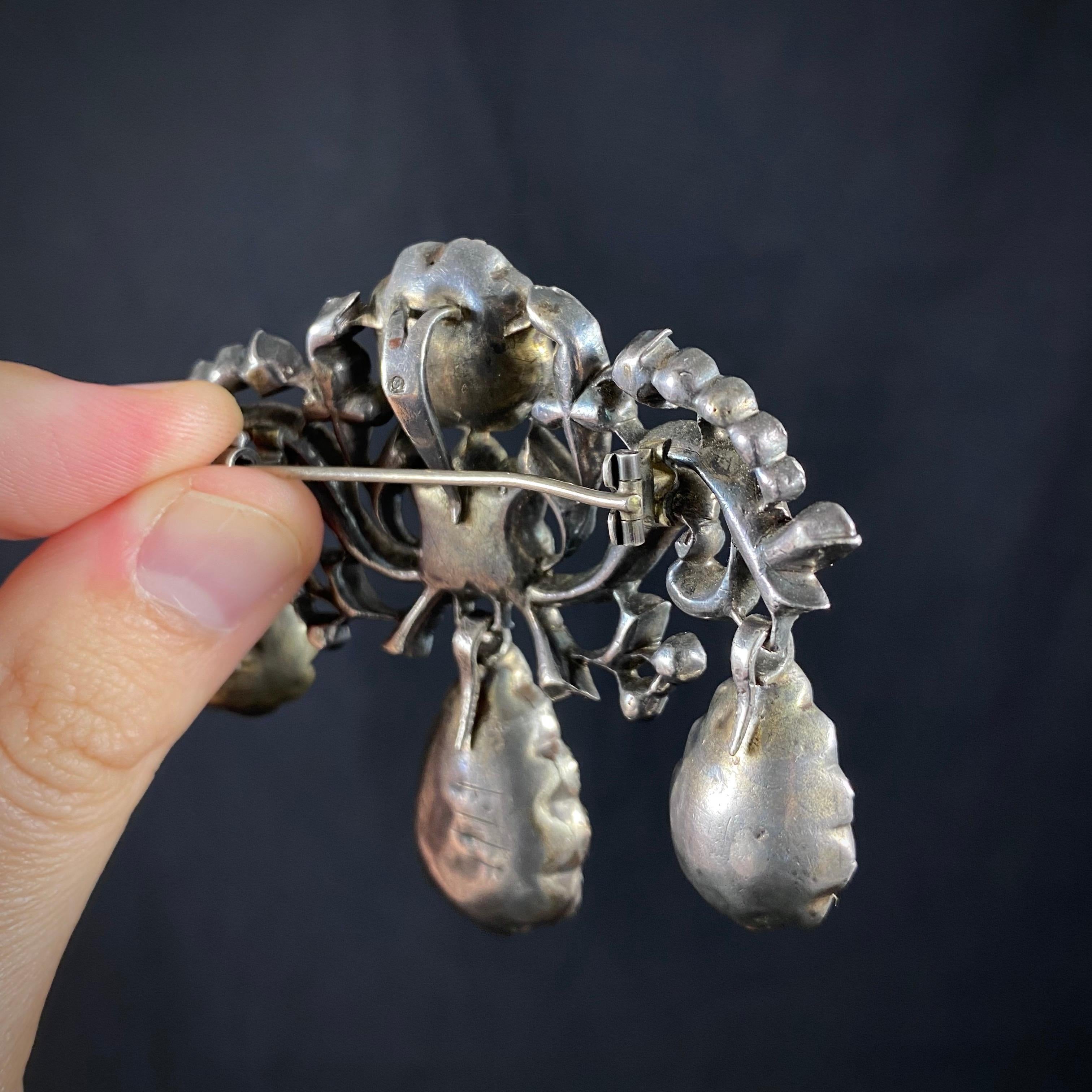 Antike Minas Novas-Ohrringe aus dem 18. Jahrhundert mit Anhänger/Brosche Girandole Portugiesisch im Angebot 6