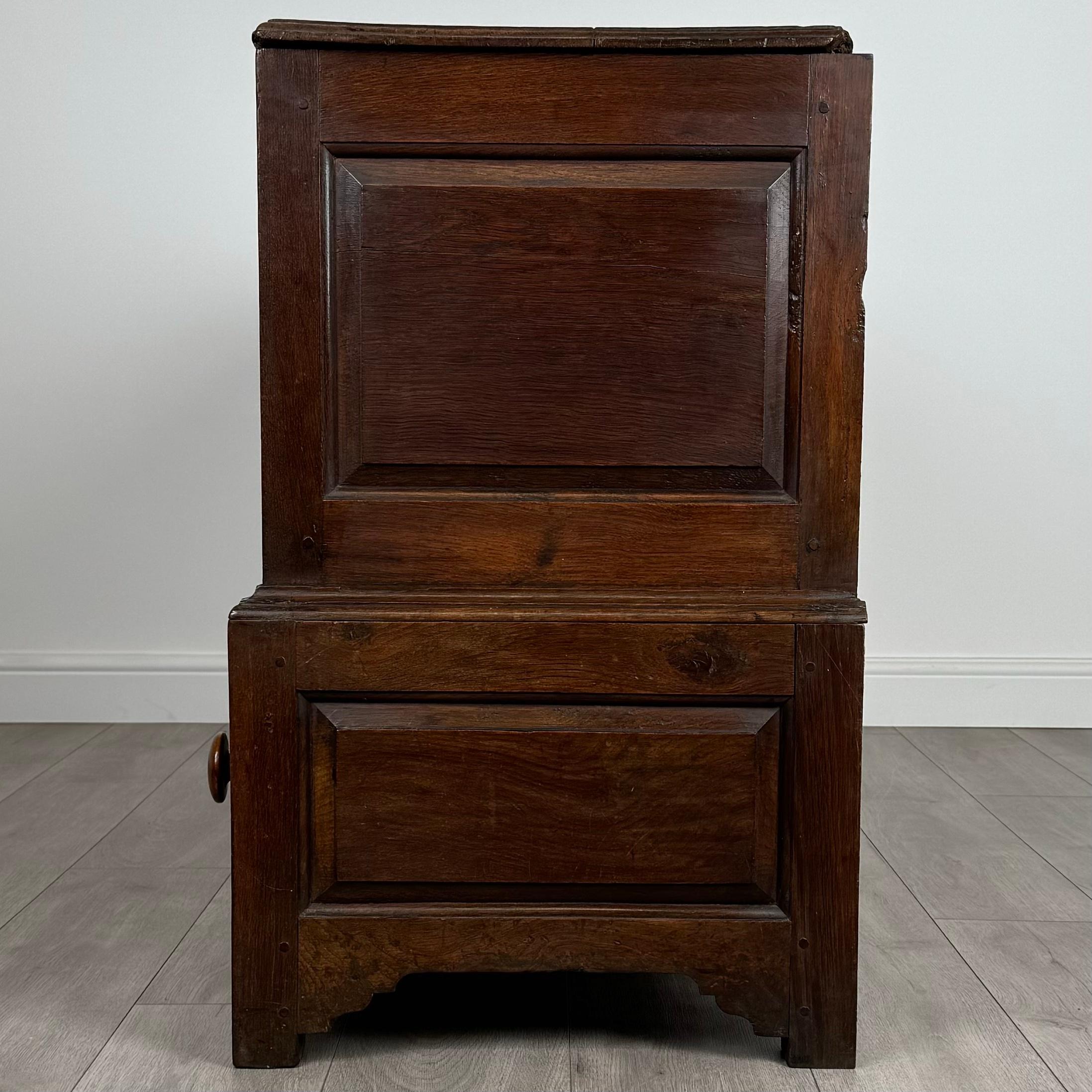 Ancienne commode du 18ème siècle en chêne (REF AF-3683) Bon état - En vente à Ledbury, GB