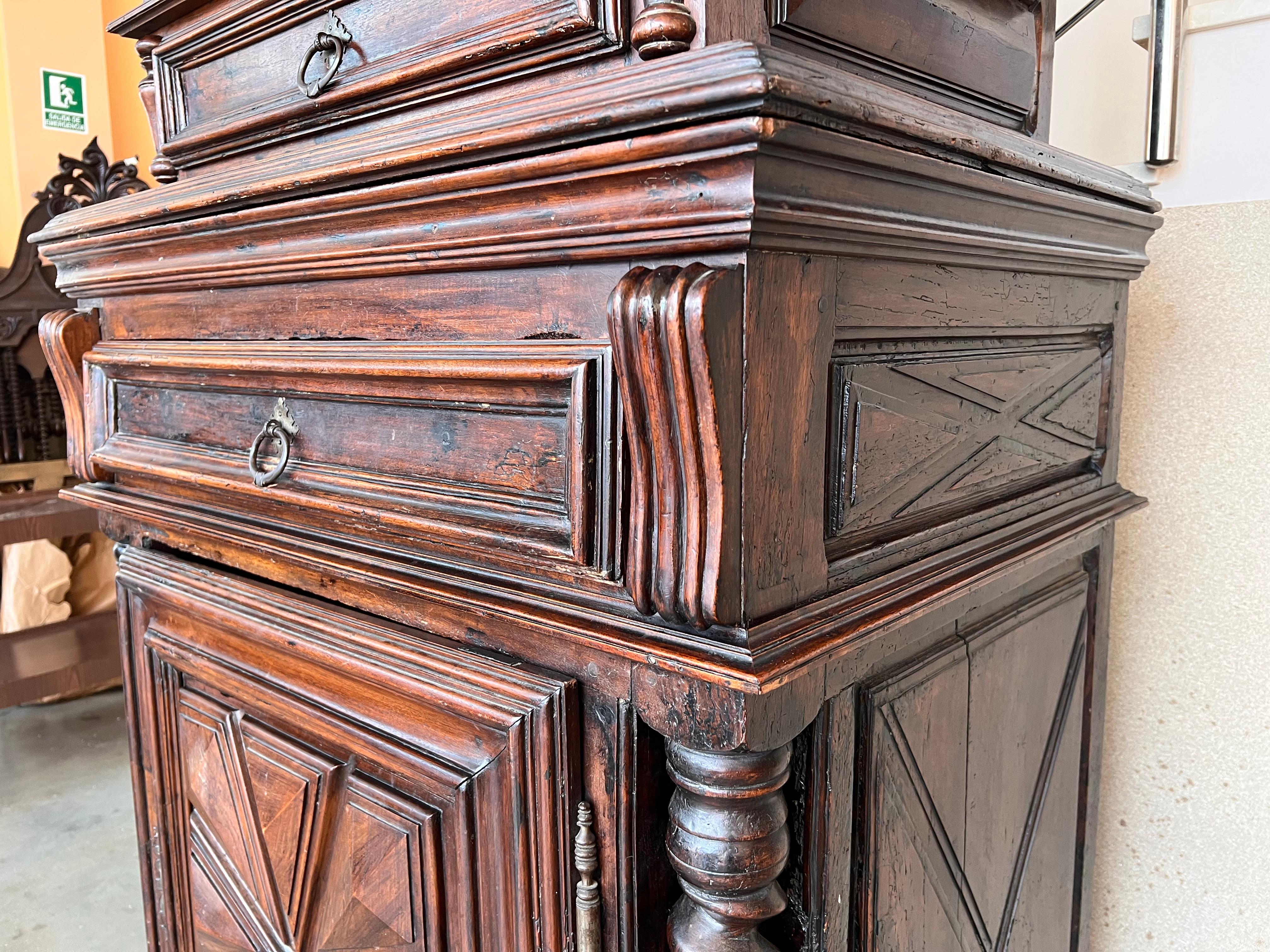 Antique 18th Century Oak Dutch Baroque Cushion Cabinet For Sale 6