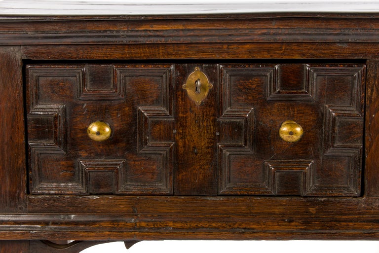 Antique 18th Century Oak Georgian English Dresser with Three Drawers For Sale 4