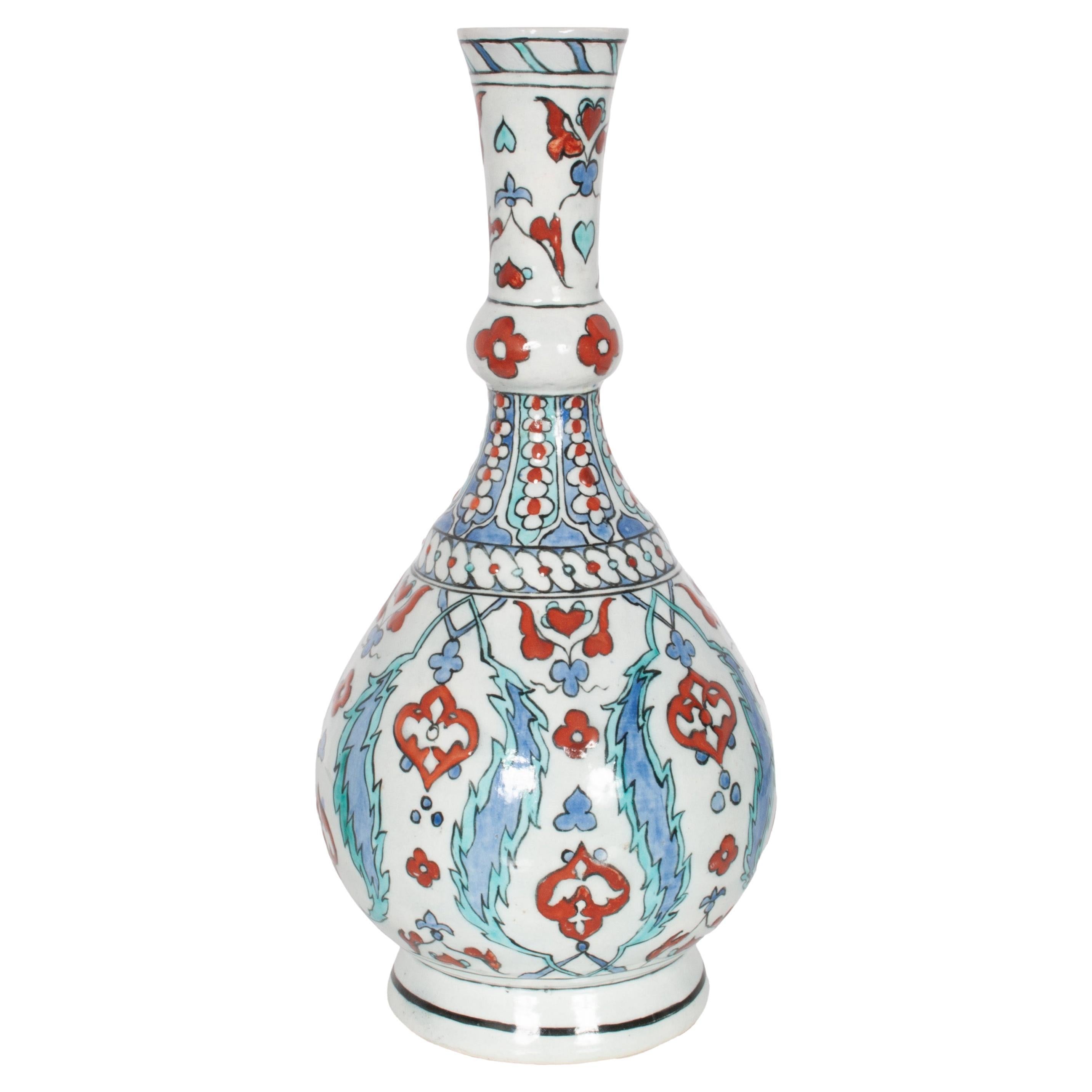Antico vaso ottomano del 18° secolo, Iznik Pottery e Surahi in vendita