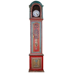 Horloge de parquet portugaise peinte d'origine en châtaignier colorée du 18ème siècle