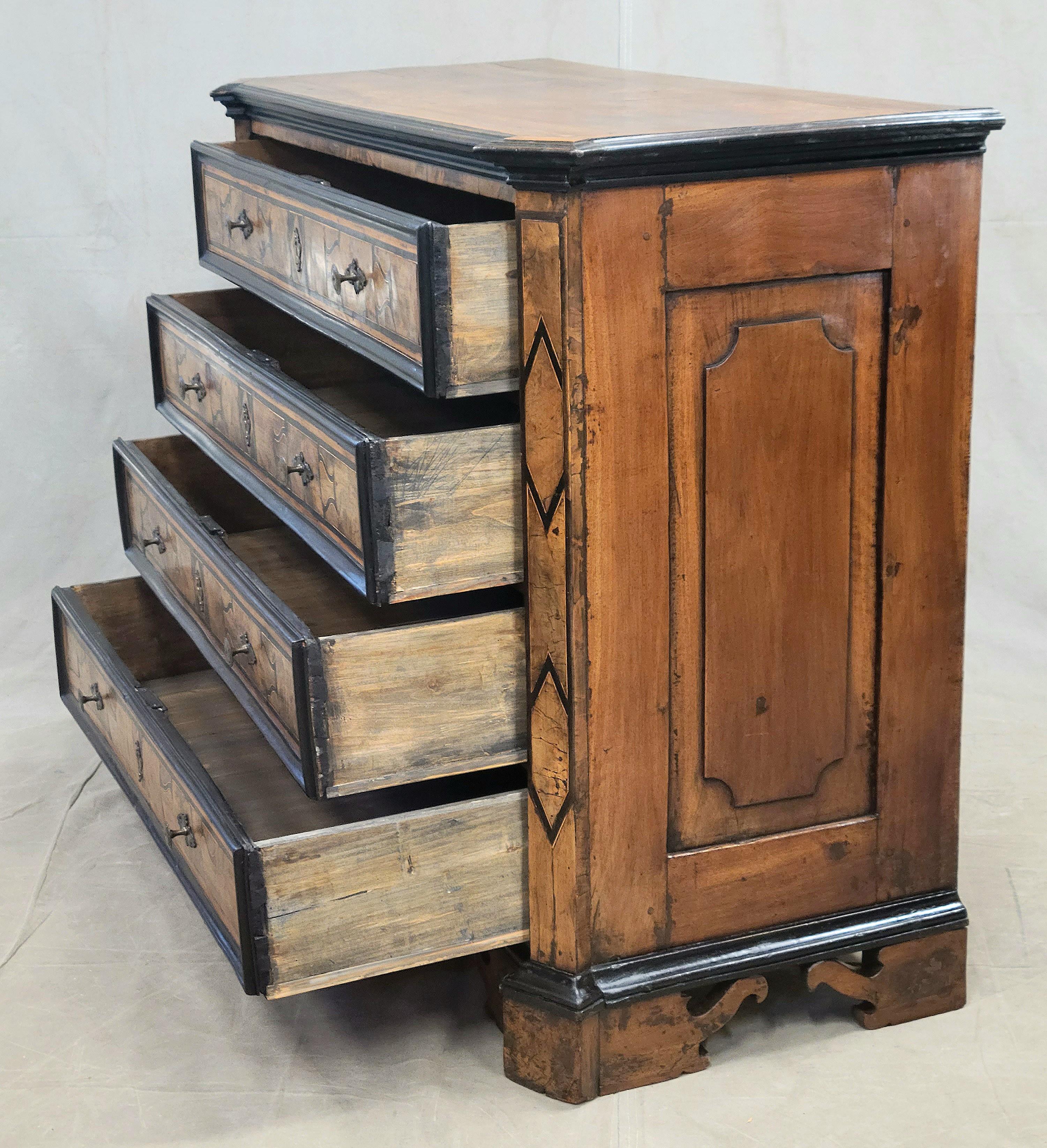 Baroque Antique 18th Century 'Piedmont' Italian Olive and Walnut Inlaid Chest of Drawers