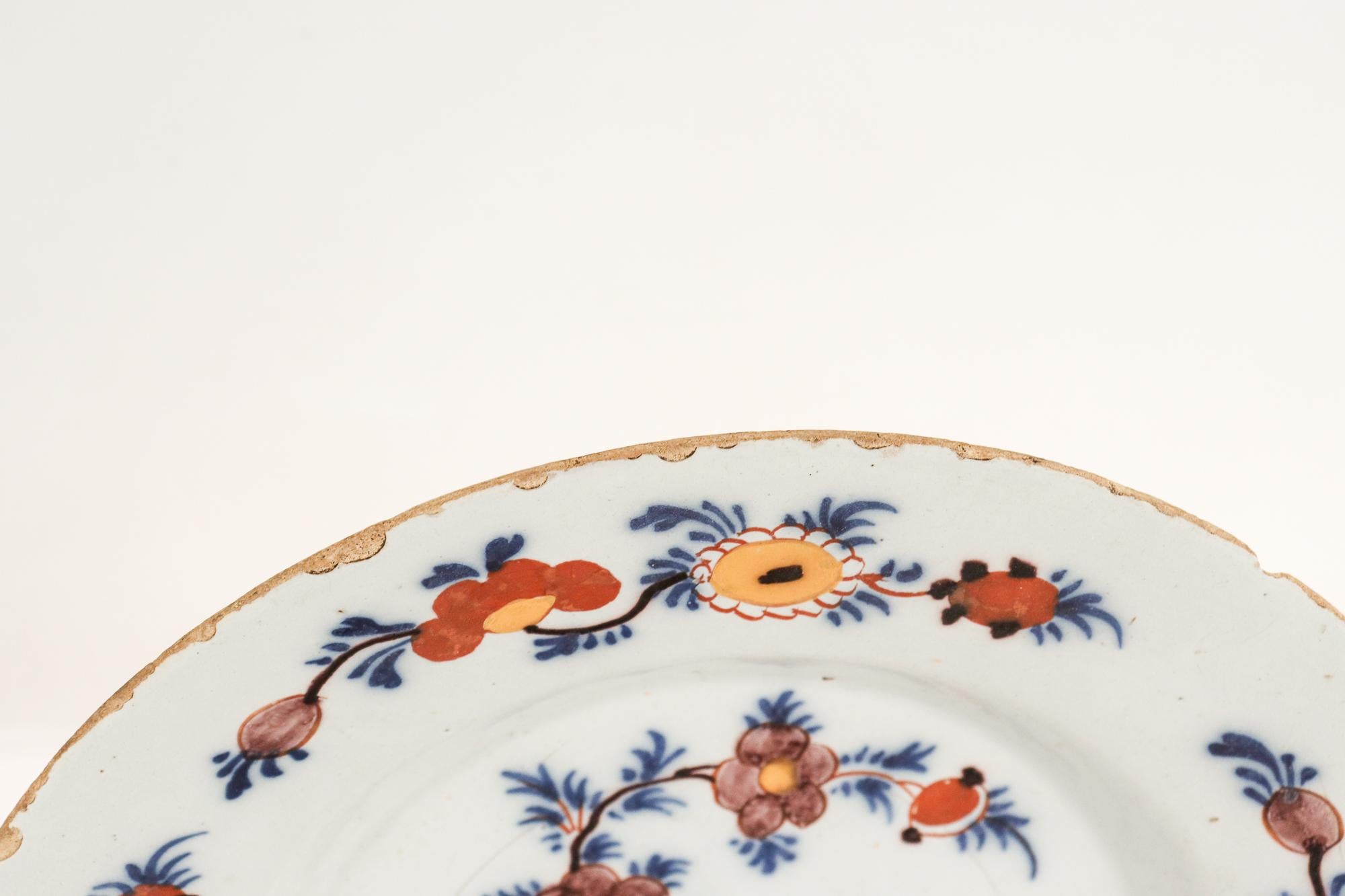 Antique 18th Century Polychrome Dutch Delft Plate For Sale 4