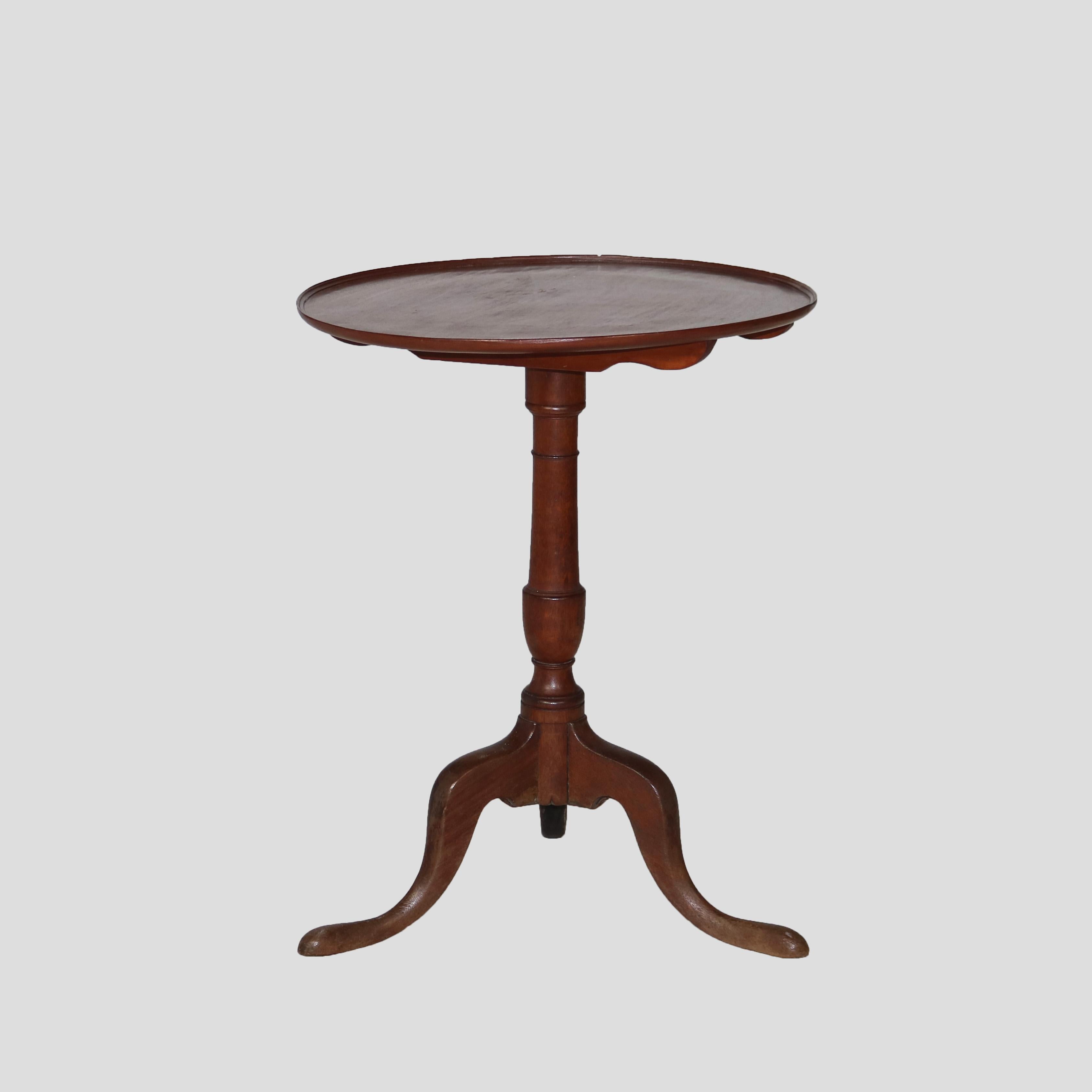 Antike 18. Jahrhundert Queen Anne Nussbaum Schüssel oben Tilt Top Tisch C1770 im Zustand „Gut“ im Angebot in Big Flats, NY
