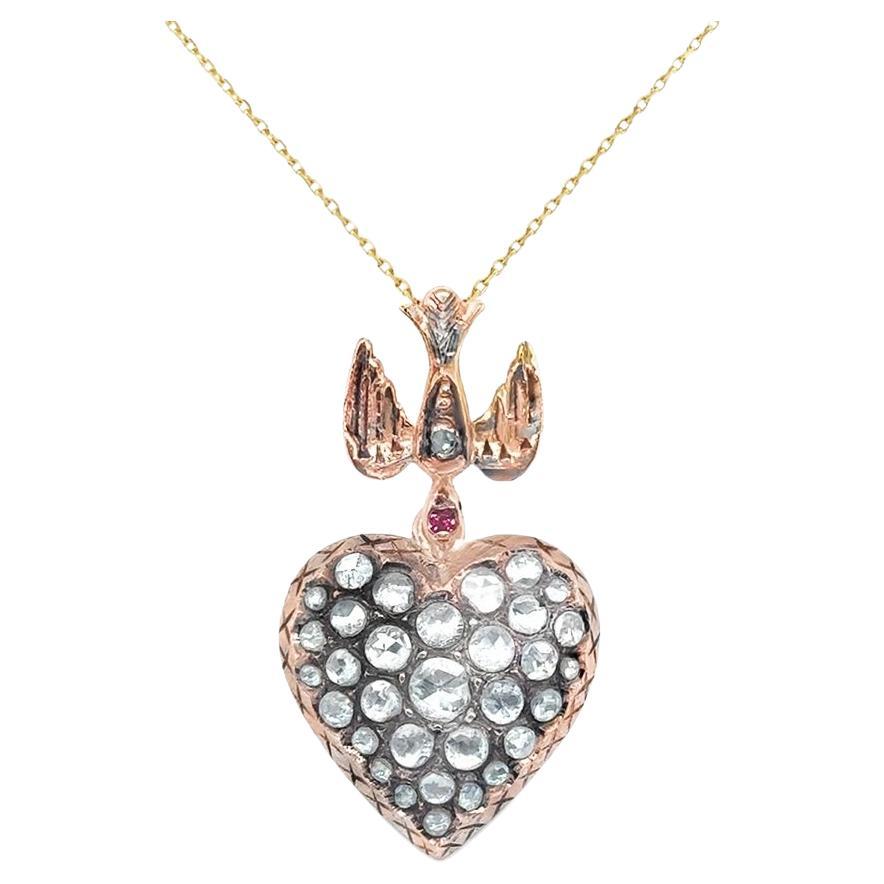 Antiguo colgante de corazón de diamante talla rosa del siglo XVIII