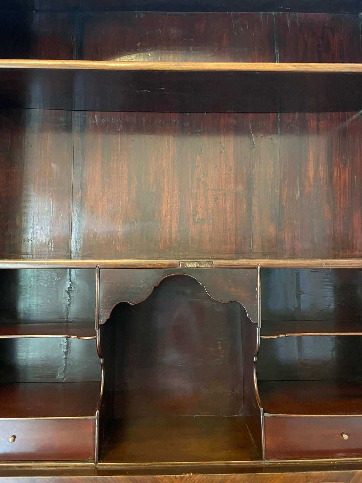 Antique 18th Century Rosewood Bureau Bookcase For Sale 1