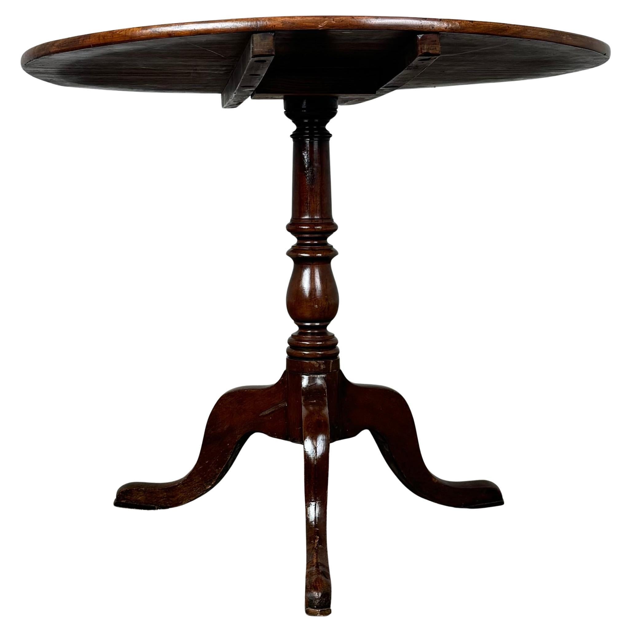 Antique 18th Century Round Tilt Top Table In Mahogany ( REF AF-3469 )