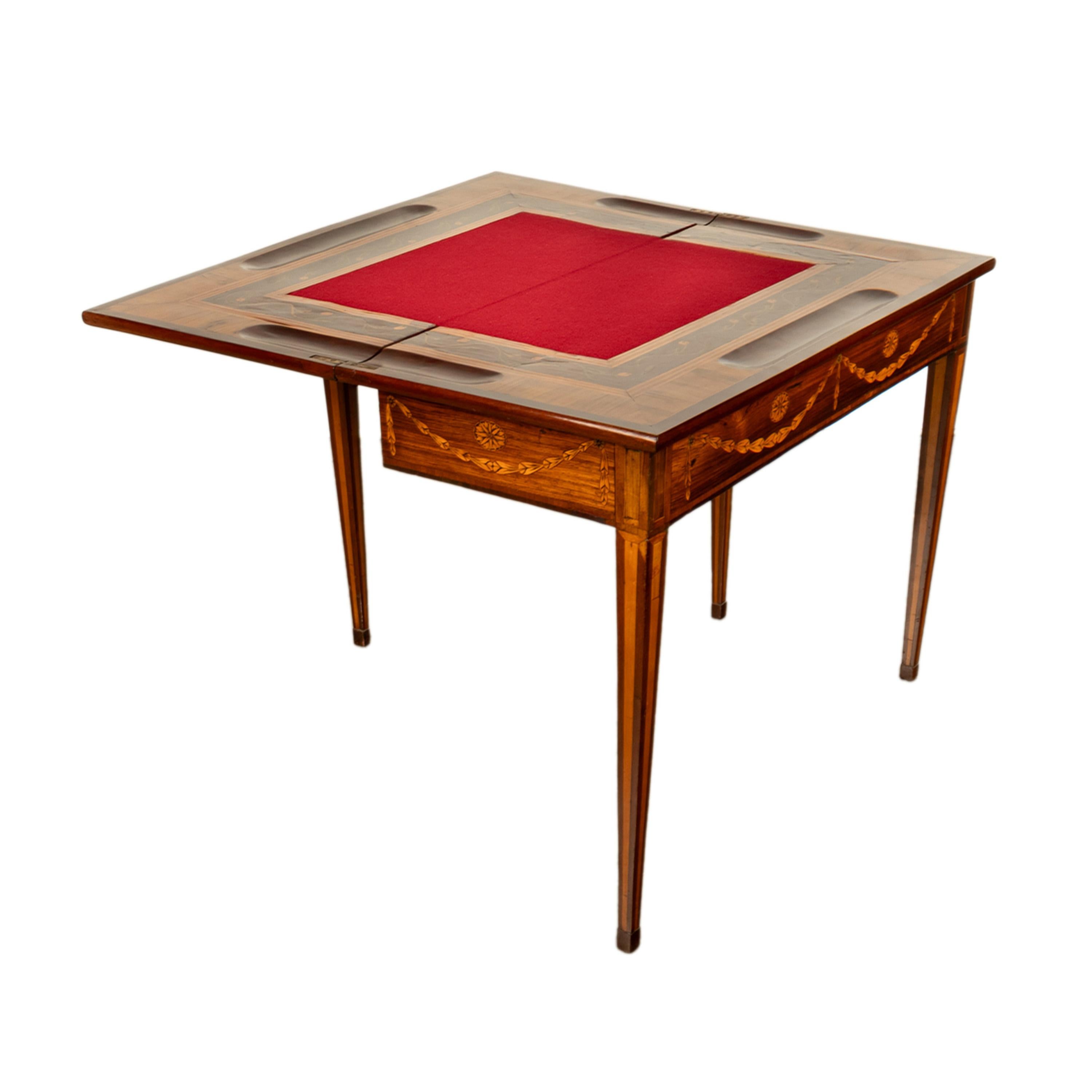 Table de jeu russe du 18ème siècle en marqueterie de bois de rose par Christian Meyer en vente 6