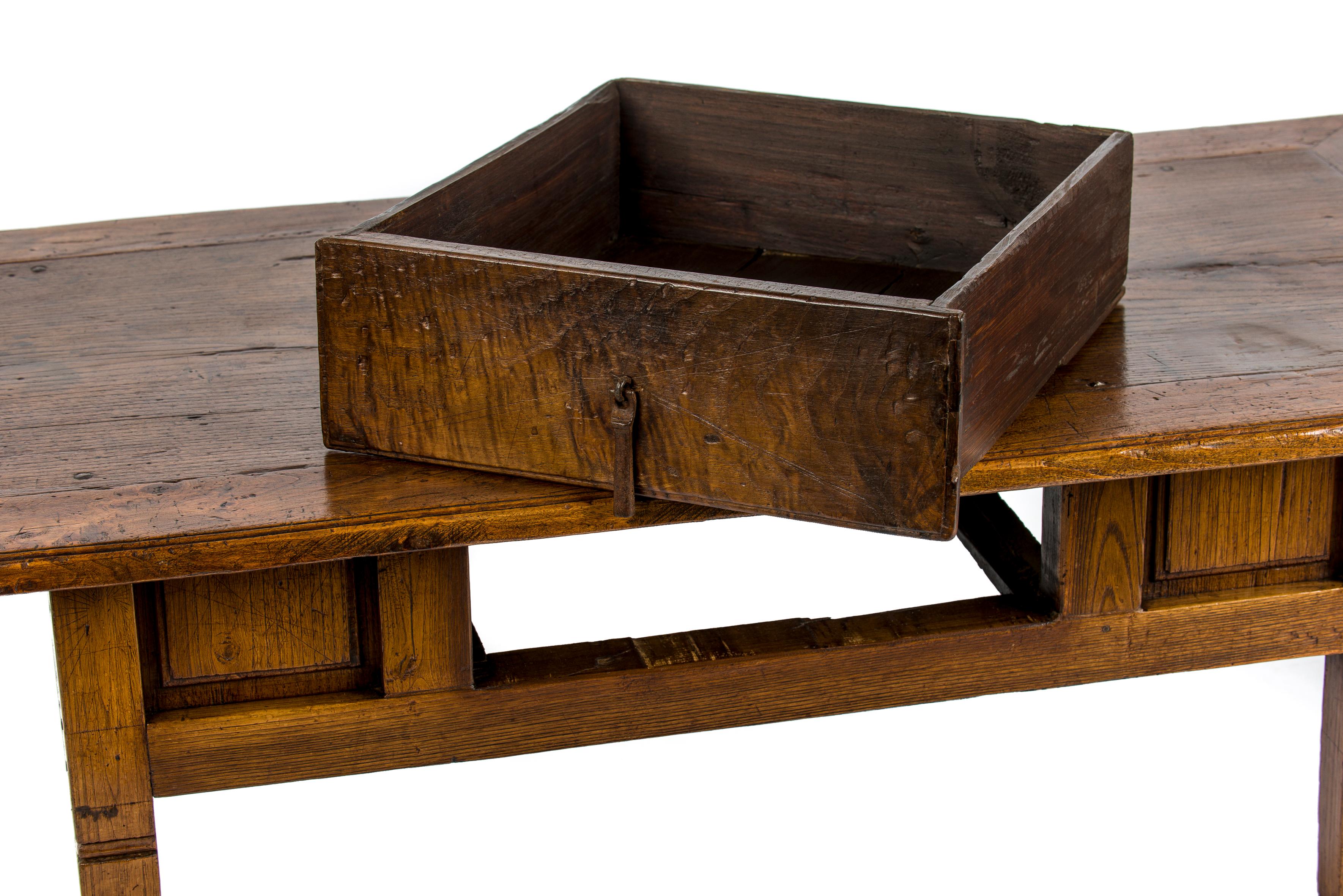 Antique 18th-Century Rustic Spanish Honey Color Chestnut Coffee Table 6