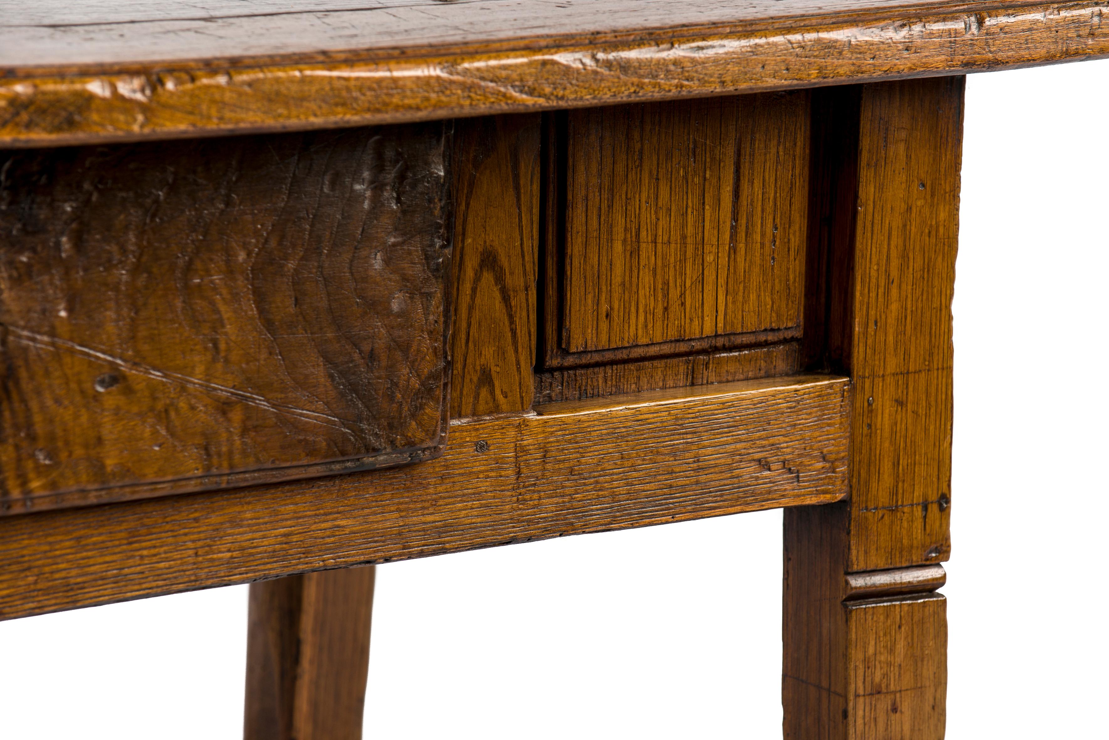 Antique 18th-Century Rustic Spanish Honey Color Chestnut Coffee Table 9