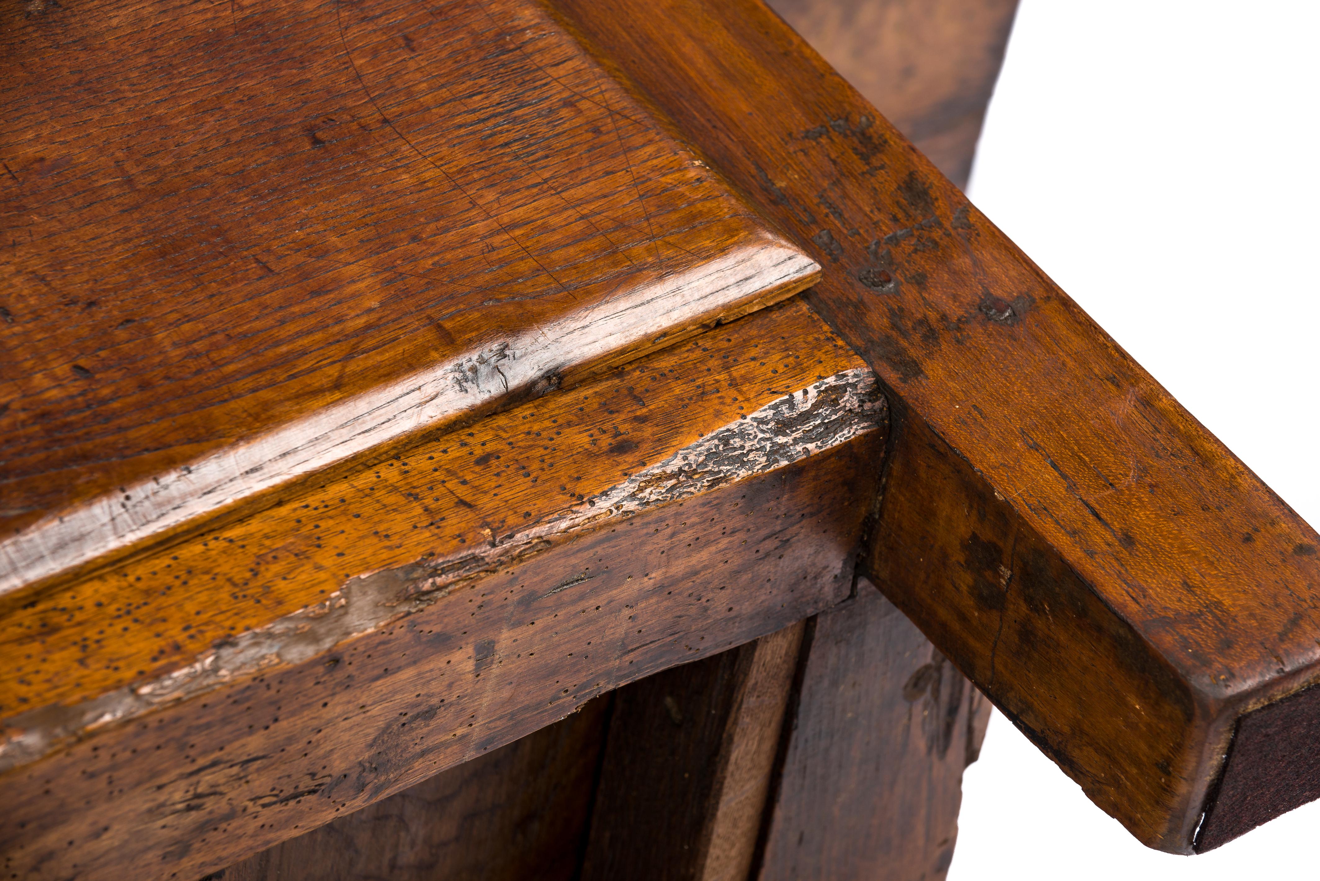 Antique 18th-Century Rustic Spanish Warm Brown Chestnut Coffee Table 6