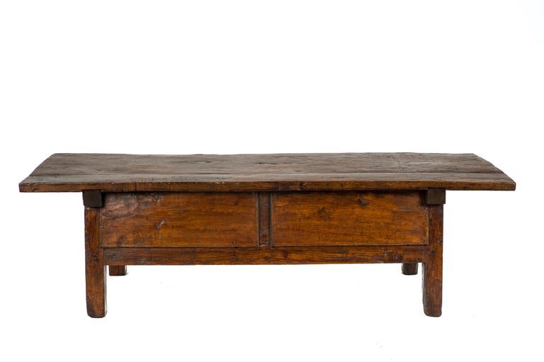 18th Century Antique 18th-Century Rustic Spanish Warm Brown Chestnut Coffee Table For Sale