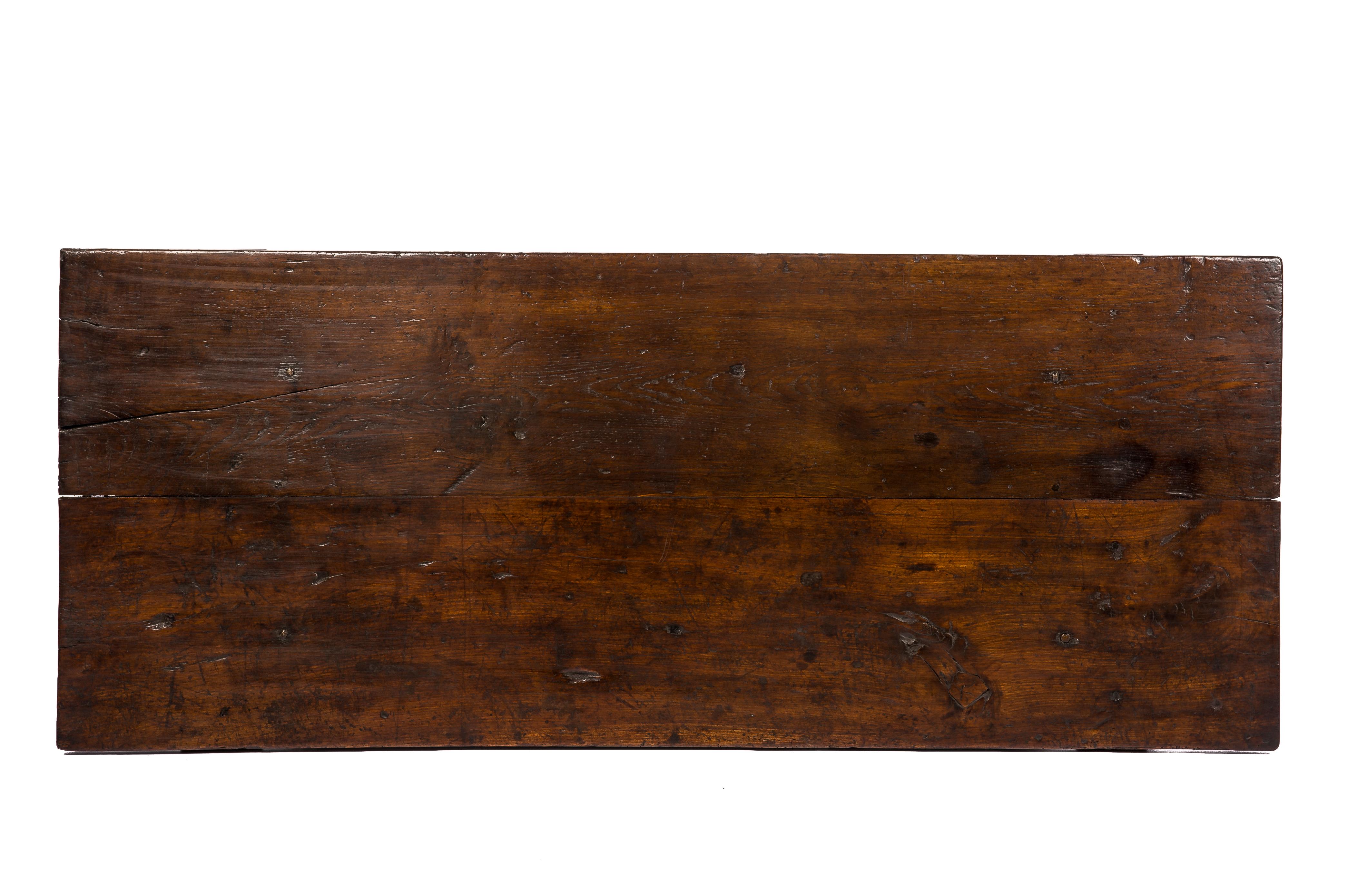 Antique 18th-Century Rustic Spanish Warm Brown Chestnut Coffee Table 1