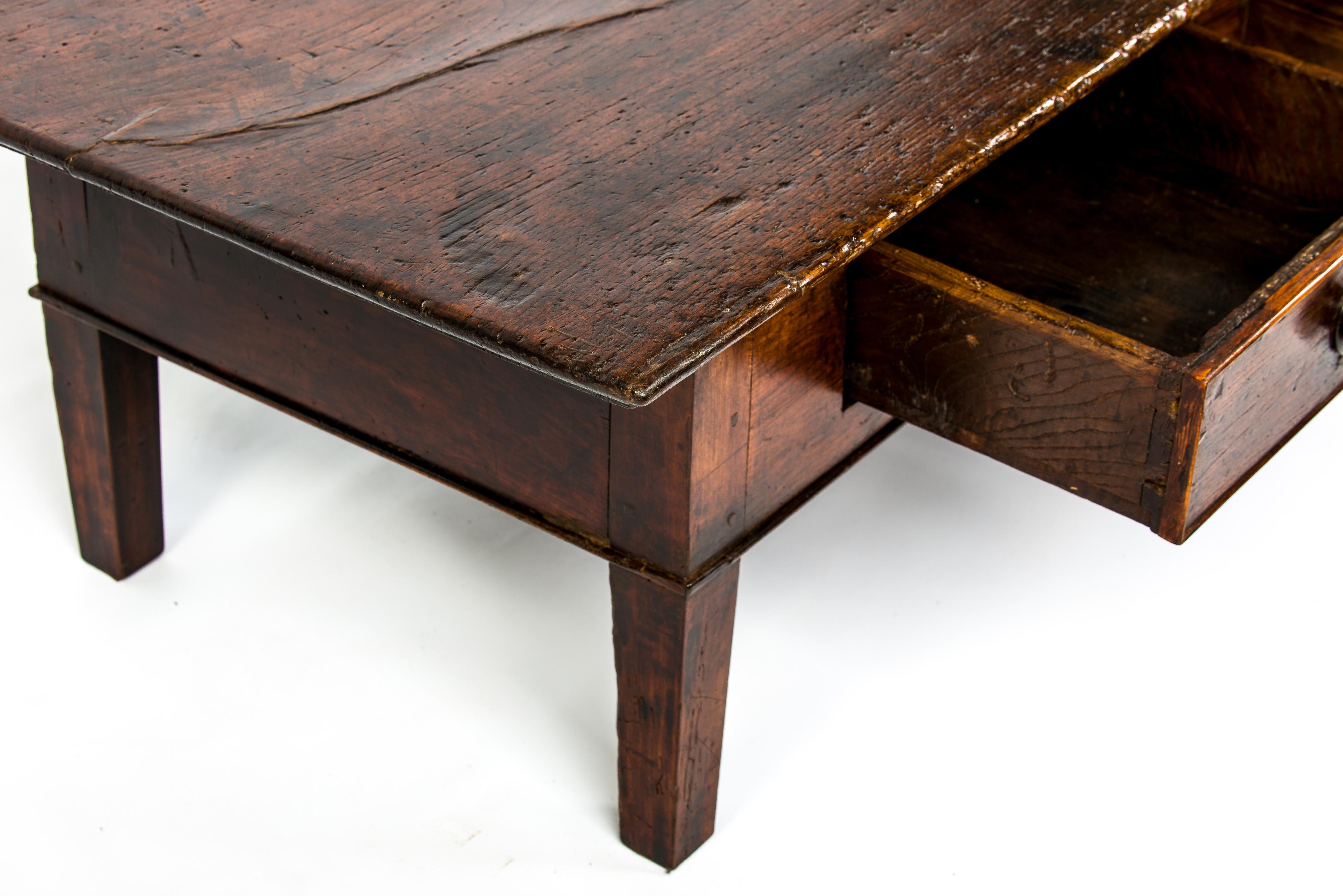 Antique 18th-Century Rustic Spanish Warm Brown Chestnut Coffee Table 3