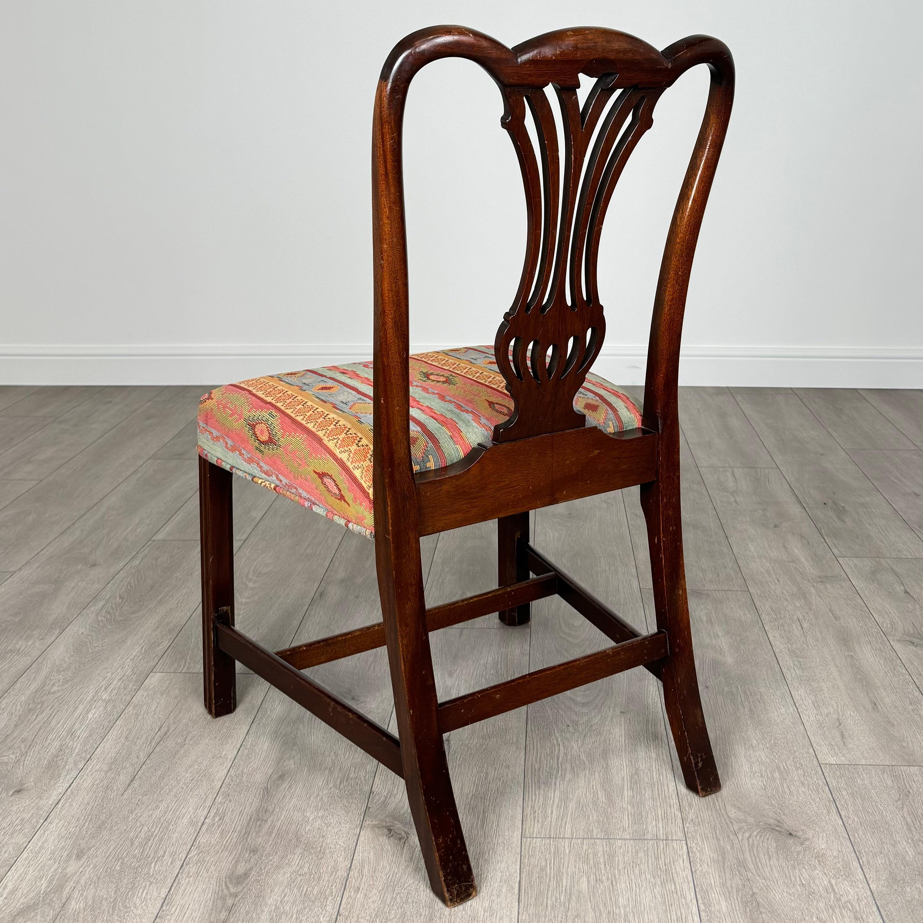 XVIIIe siècle et antérieur Ancienne série de 6 chaises de salle à manger en acajou du 18ème siècle ( REF AF-3593 ) en vente