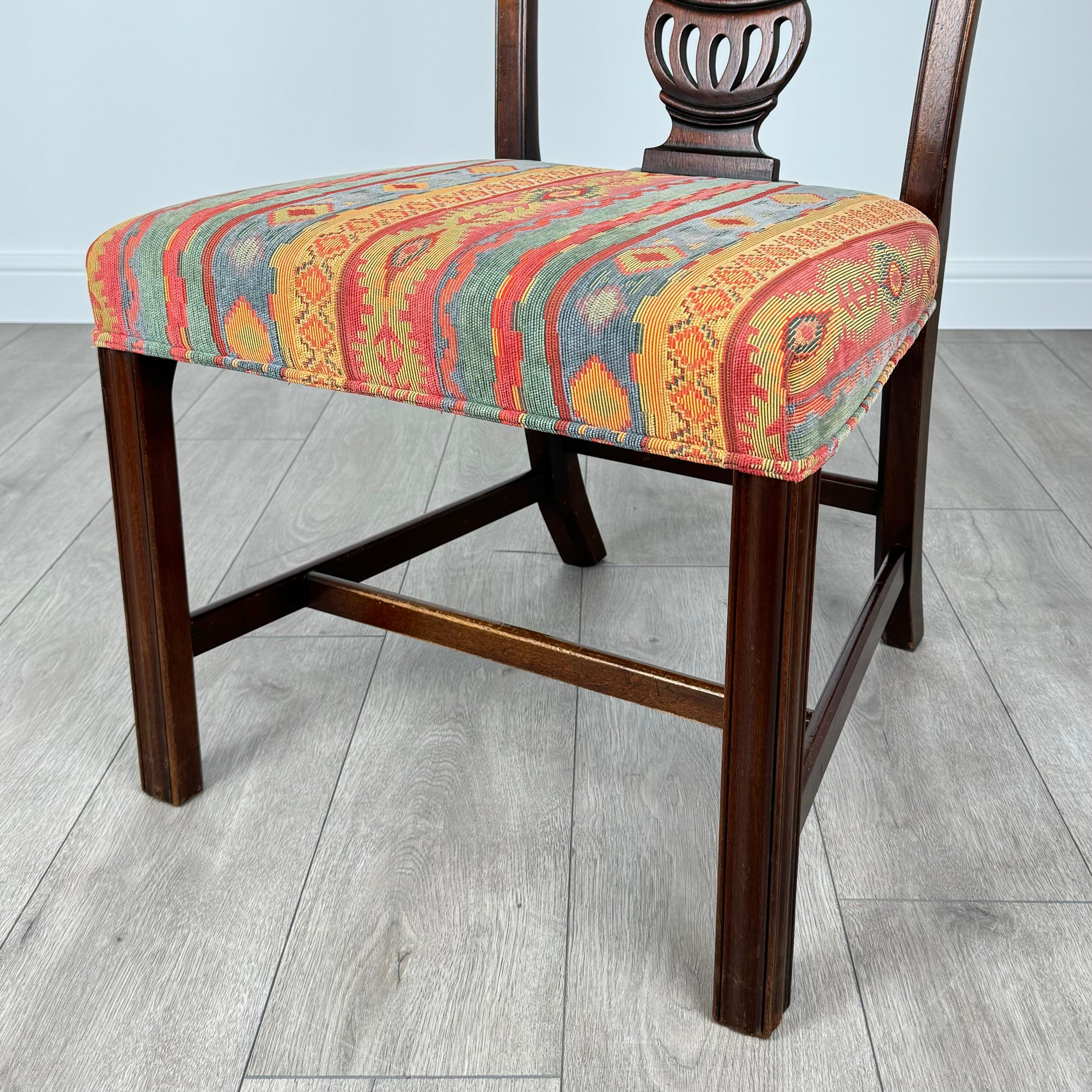 Ancienne série de 6 chaises de salle à manger en acajou du 18ème siècle ( REF AF-3593 ) en vente 1
