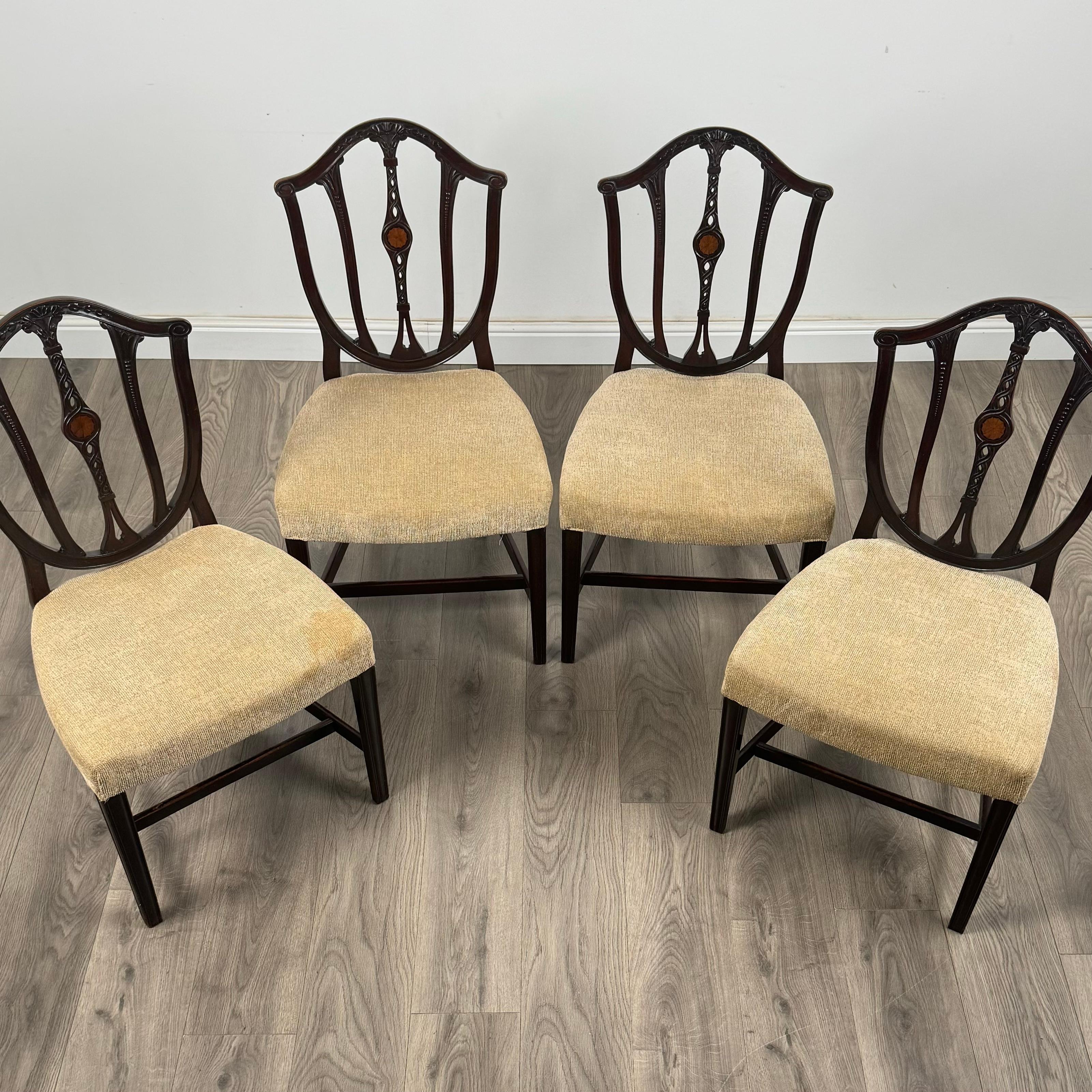 Ensemble de 8 chaises de salle à manger anciennes du 18ème siècle de style Hepplewhite ( REF AF-3443 ) en vente 3