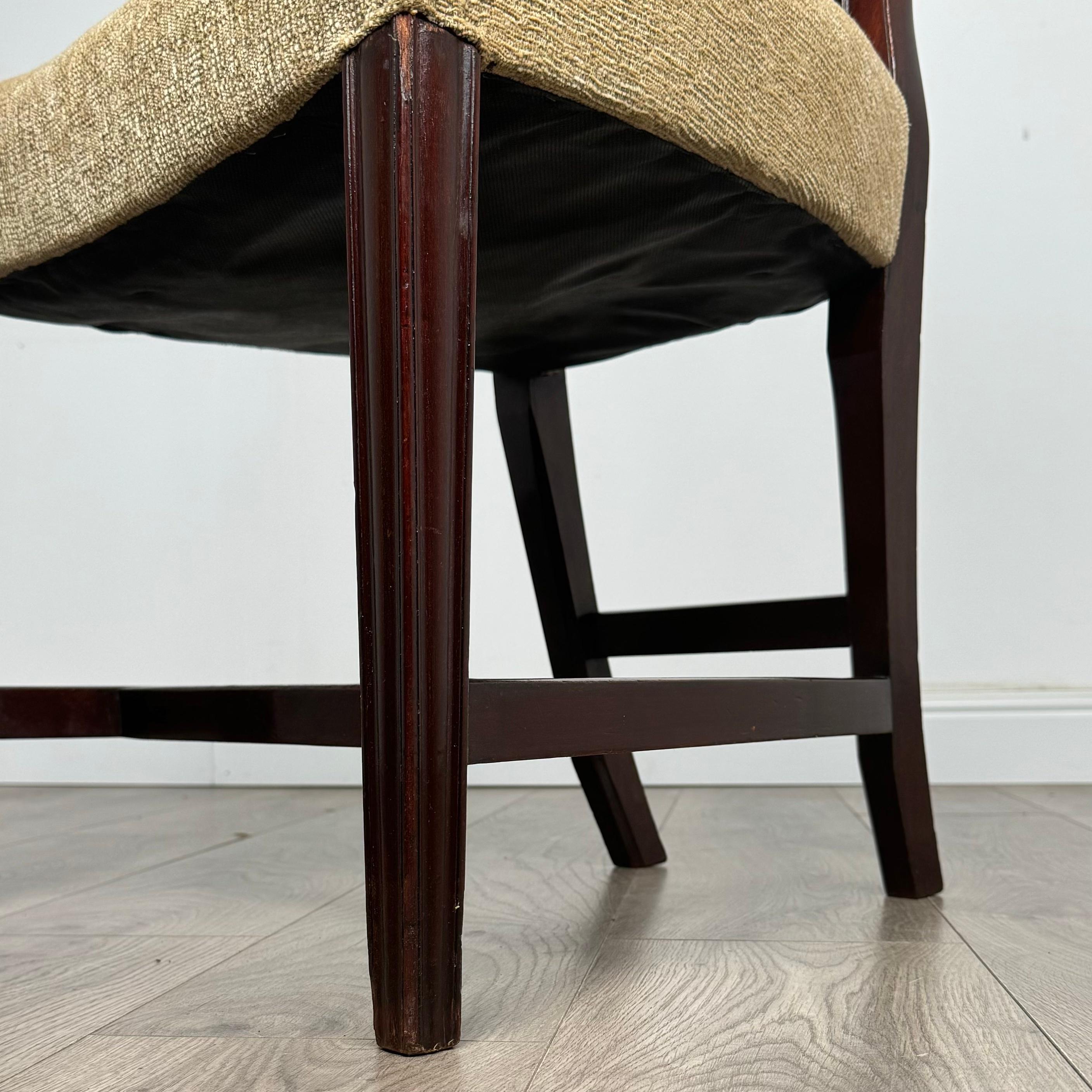 Ensemble de 8 chaises de salle à manger anciennes du 18ème siècle de style Hepplewhite ( REF AF-3443 ) en vente 2