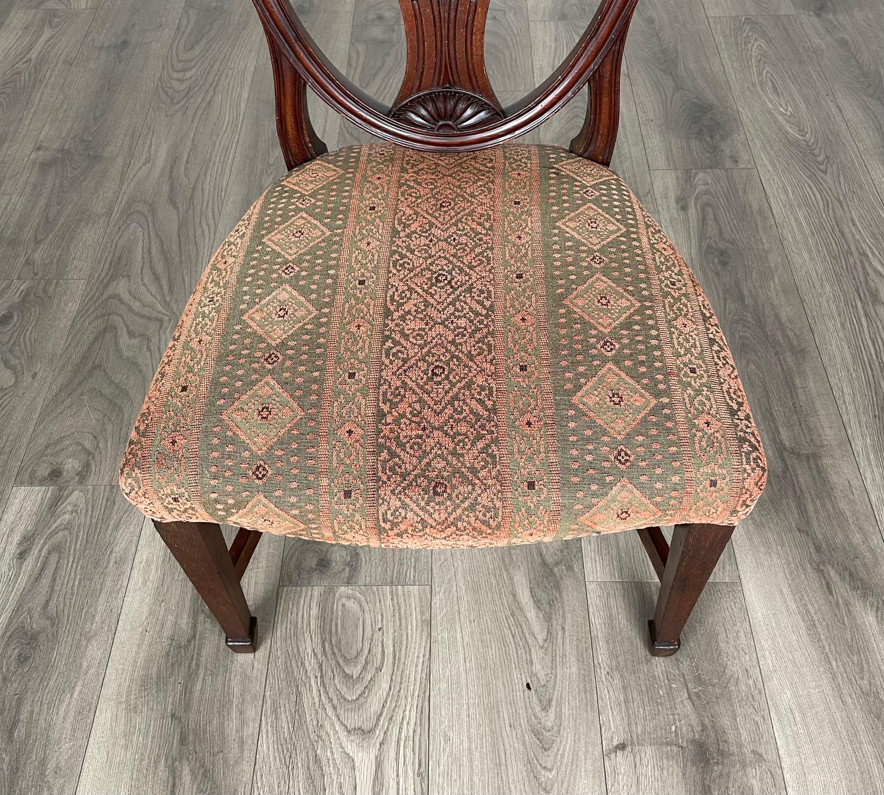 Antique 18th Century Set Of 8 Shield Back Dining Chairs ( REF AF-3114 ) For Sale 4