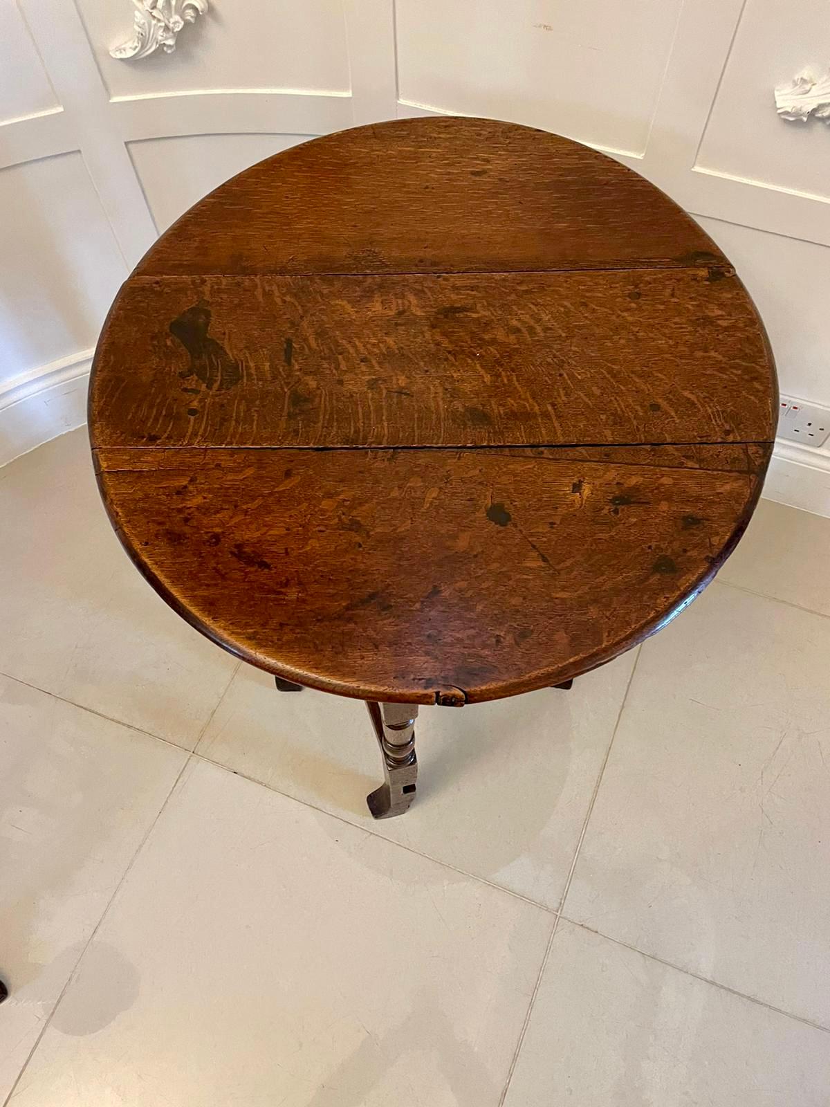 Antique 18th Century Small Quality Oak Gateleg Table 1