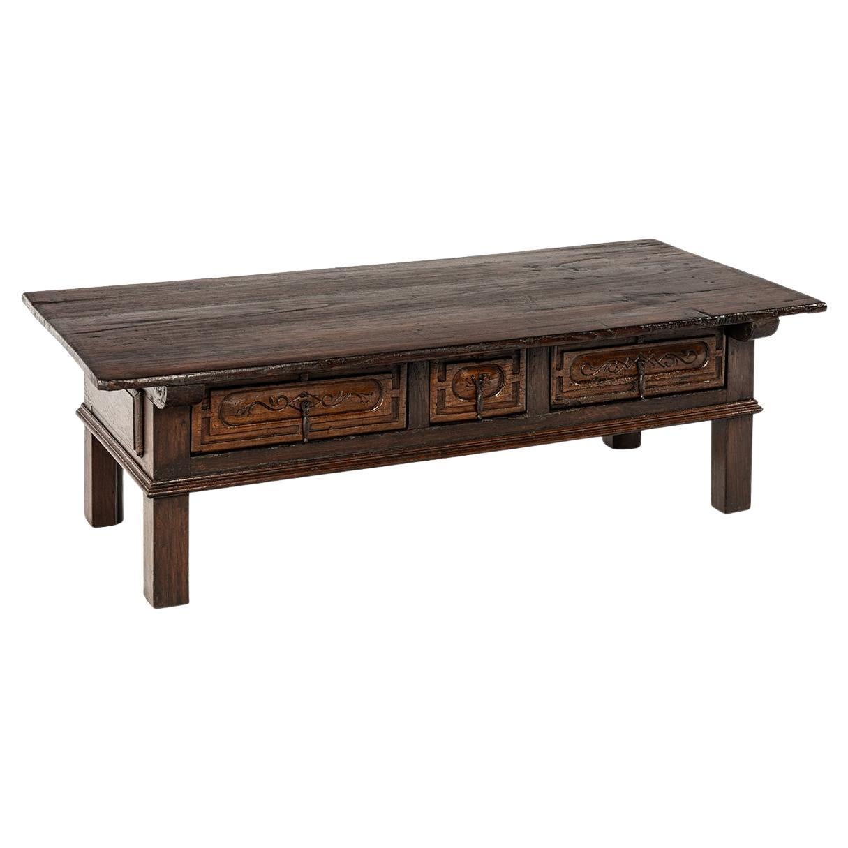 Antique 18th century Spanish Baroque warm brown chestnut 3-drawer coffee table