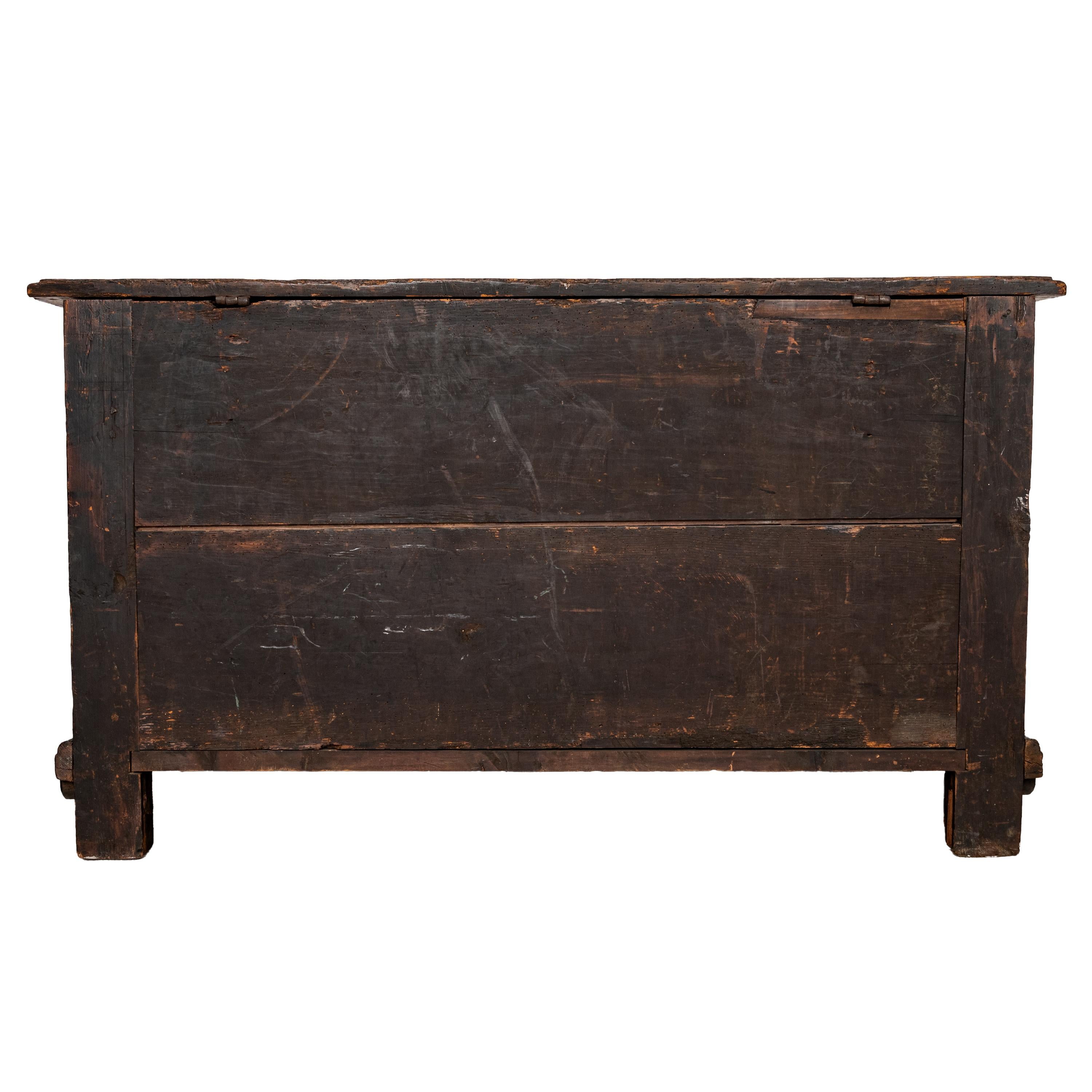 Antique 18th Century Spanish Colonial Carved Cedar Coffer Chest Mexico 1750 For Sale 7