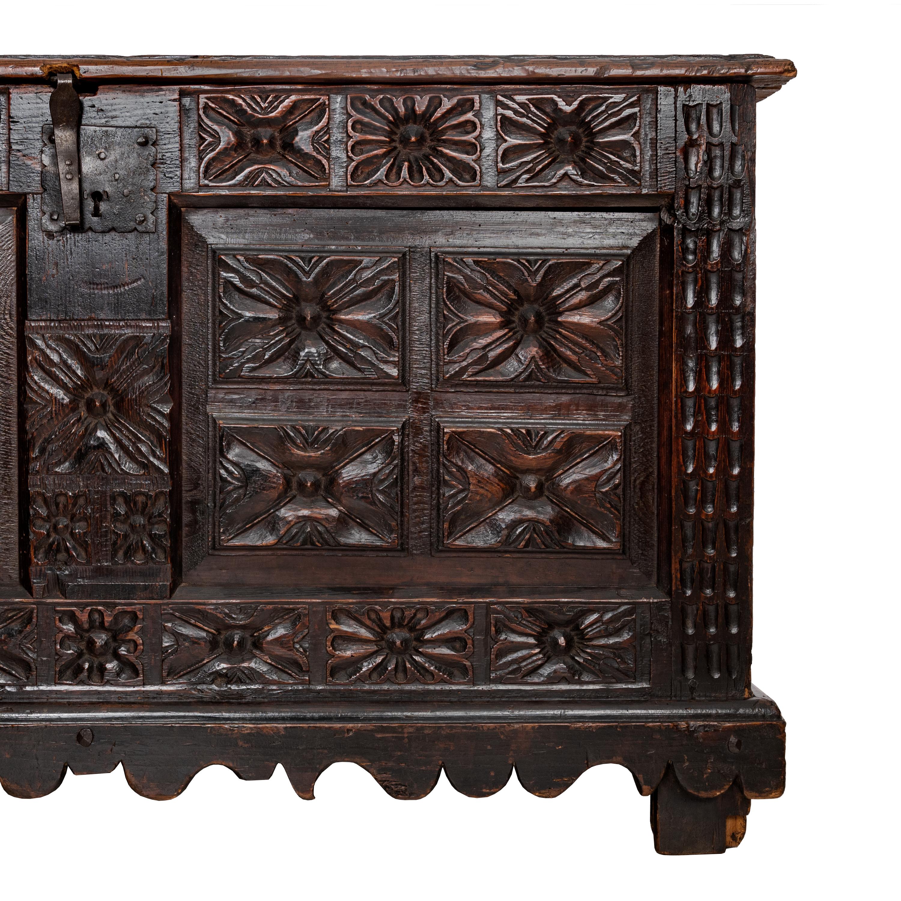 Antique 18th Century Spanish Colonial Carved Cedar Coffer Chest Mexico 1750 In Good Condition For Sale In Portland, OR