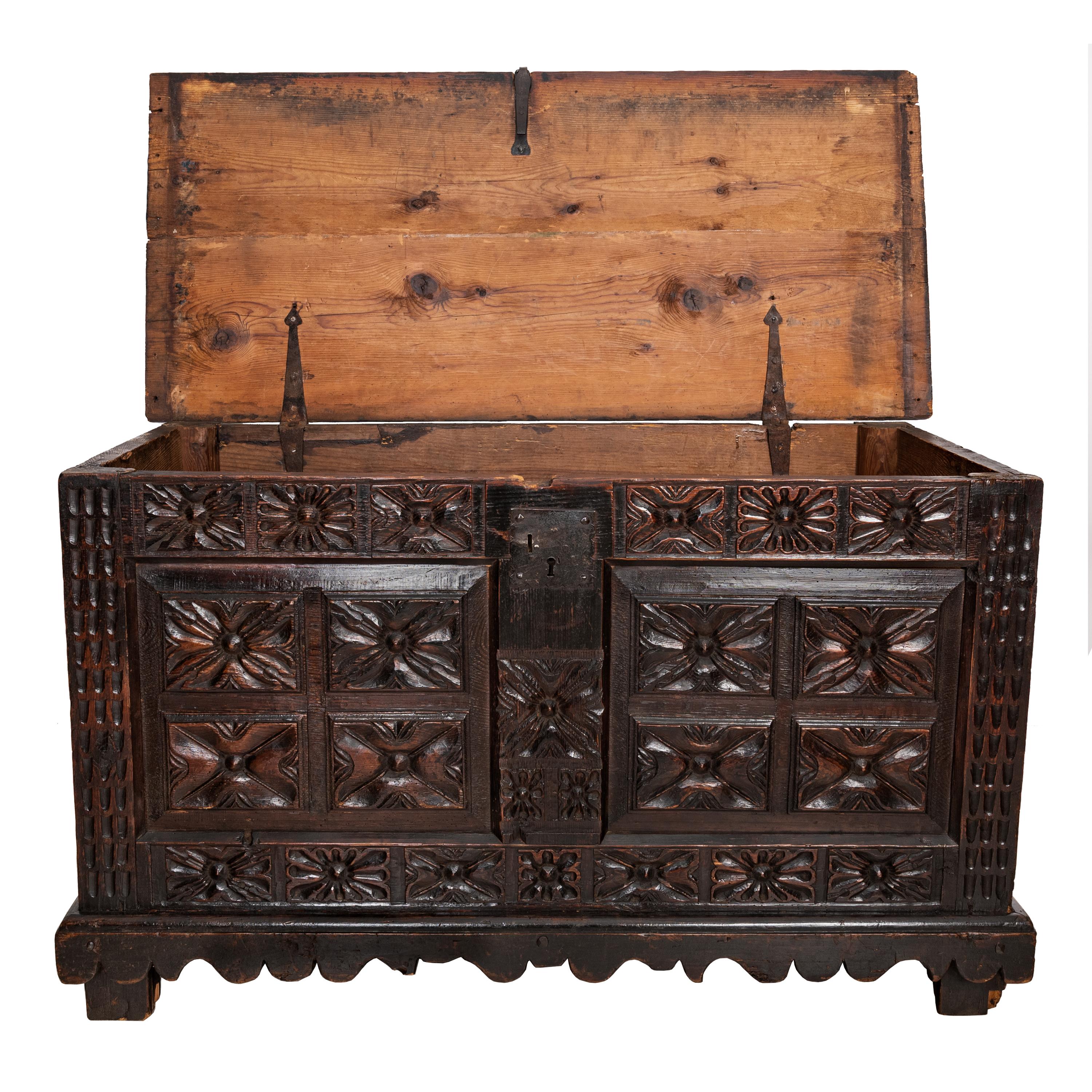 Antique 18th Century Spanish Colonial Carved Cedar Coffer Chest Mexico 1750 For Sale 1