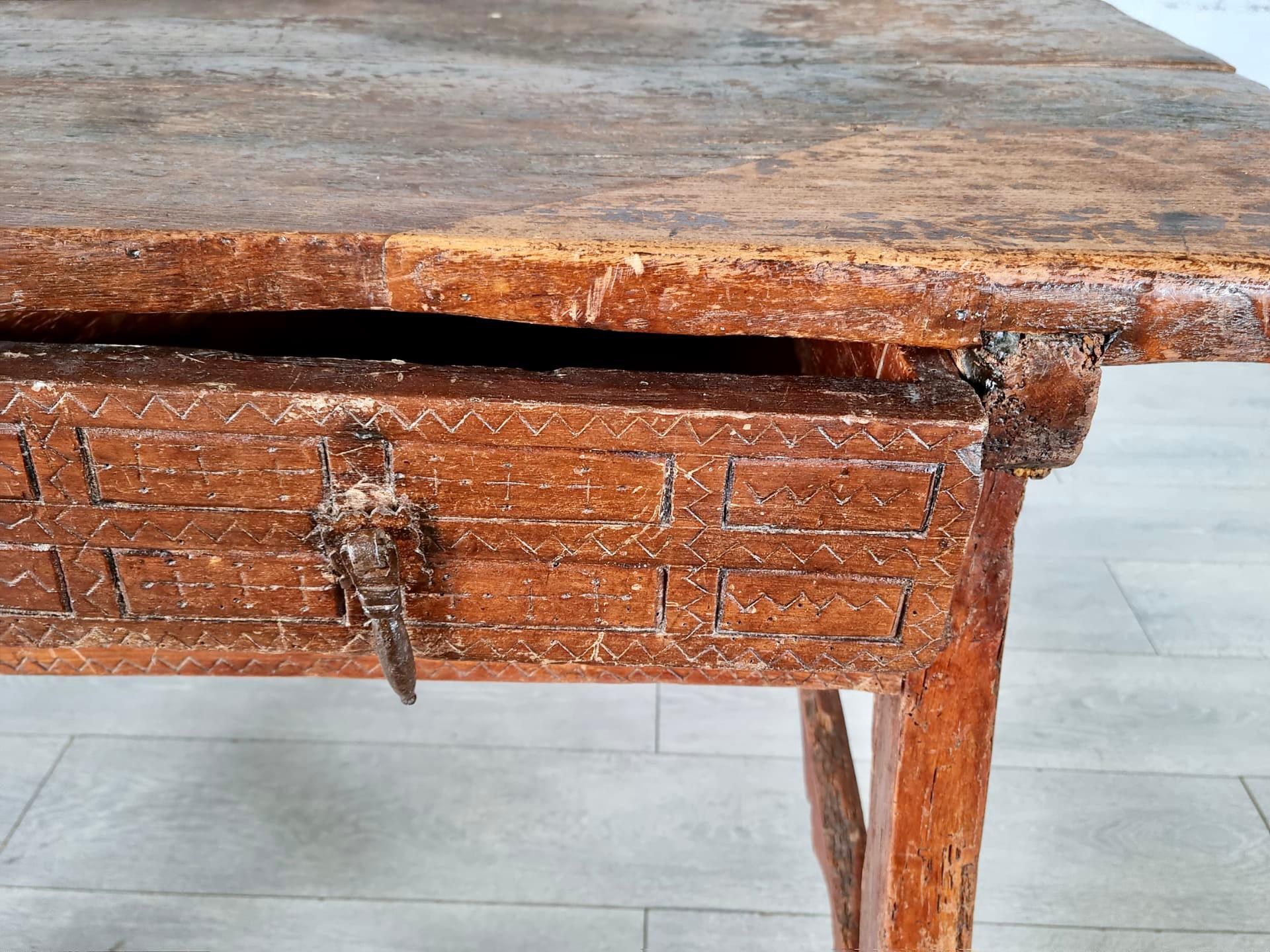 Rustic Antique 18th Century Spanish Walnut Desk or Small Table For Sale