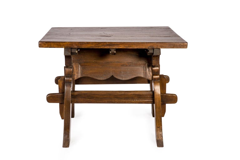 Antique 18th Century Square Walnut Swiss Renaissance Banker or Merchant Table In Good Condition For Sale In Casteren, NL