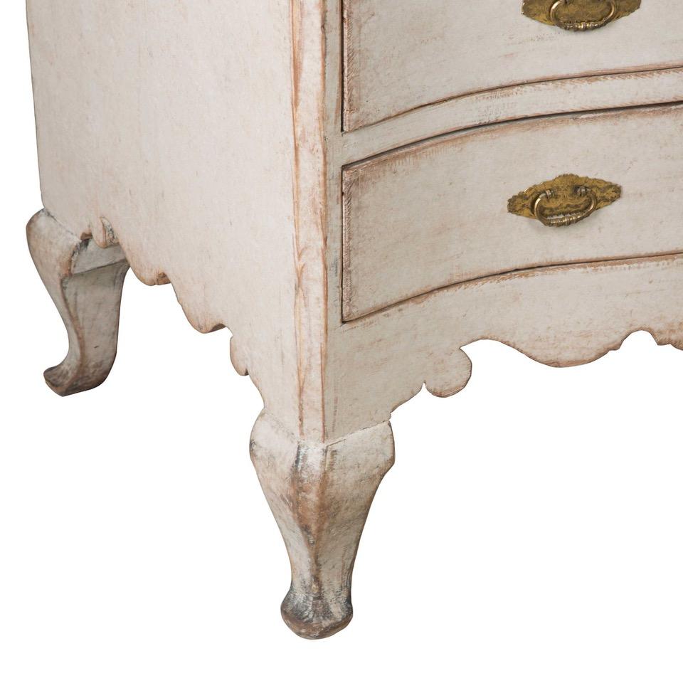 Antique 18th Century Swedish Rococo Commode In Good Condition In Tetbury, Gloucestershire