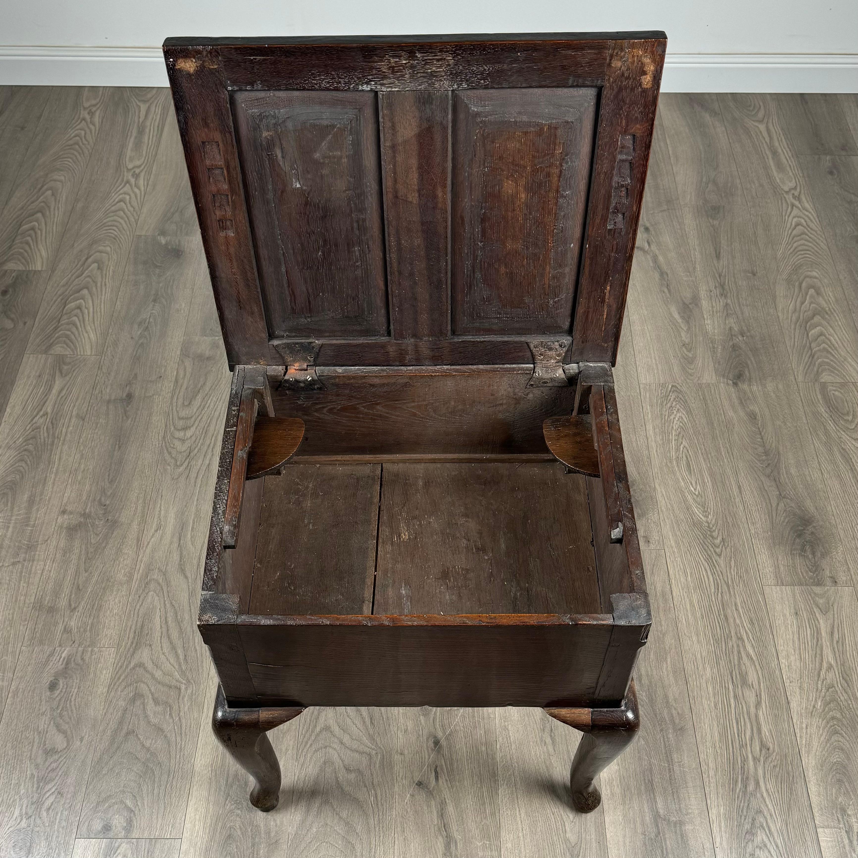 Ancienne boîte inhabituelle du 18ème siècle sur Stand en Oak ( REF AF-3220 ) en vente 6