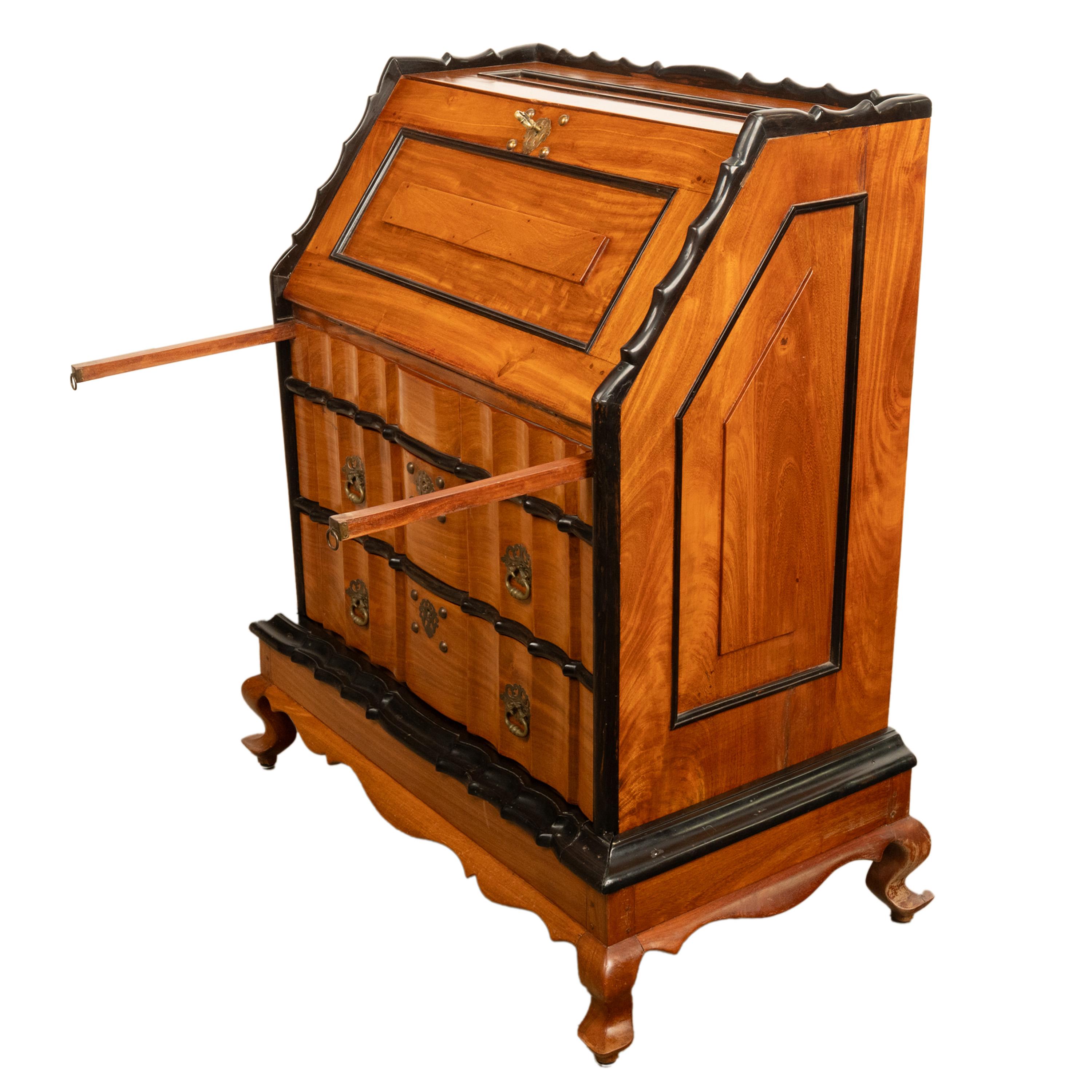 Antique 18th Century VOC Dutch Colonial Padouk Ebony Secretary Desk Bureau 1730  For Sale 6