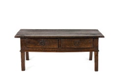 Antiguo siglo XVIII marrón cálido español  mesa de centro de castaño macizo