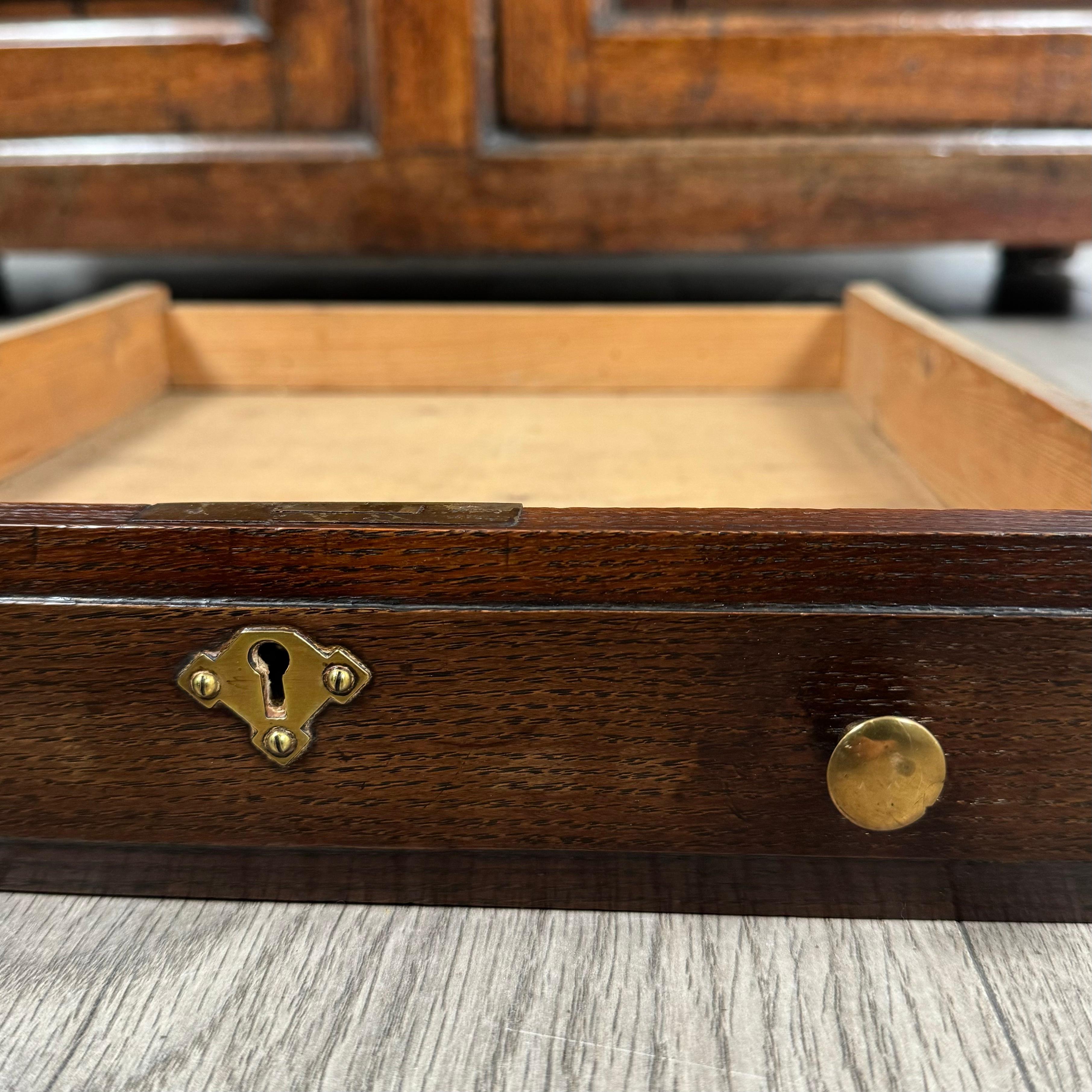 Antique 18th Century Welsh Deuddarn Cupboard In Oak ( REF AF-3434 ) For Sale 8