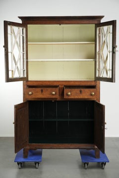Antique 18th-century Welsh/English oak book/buffetcase with original glass