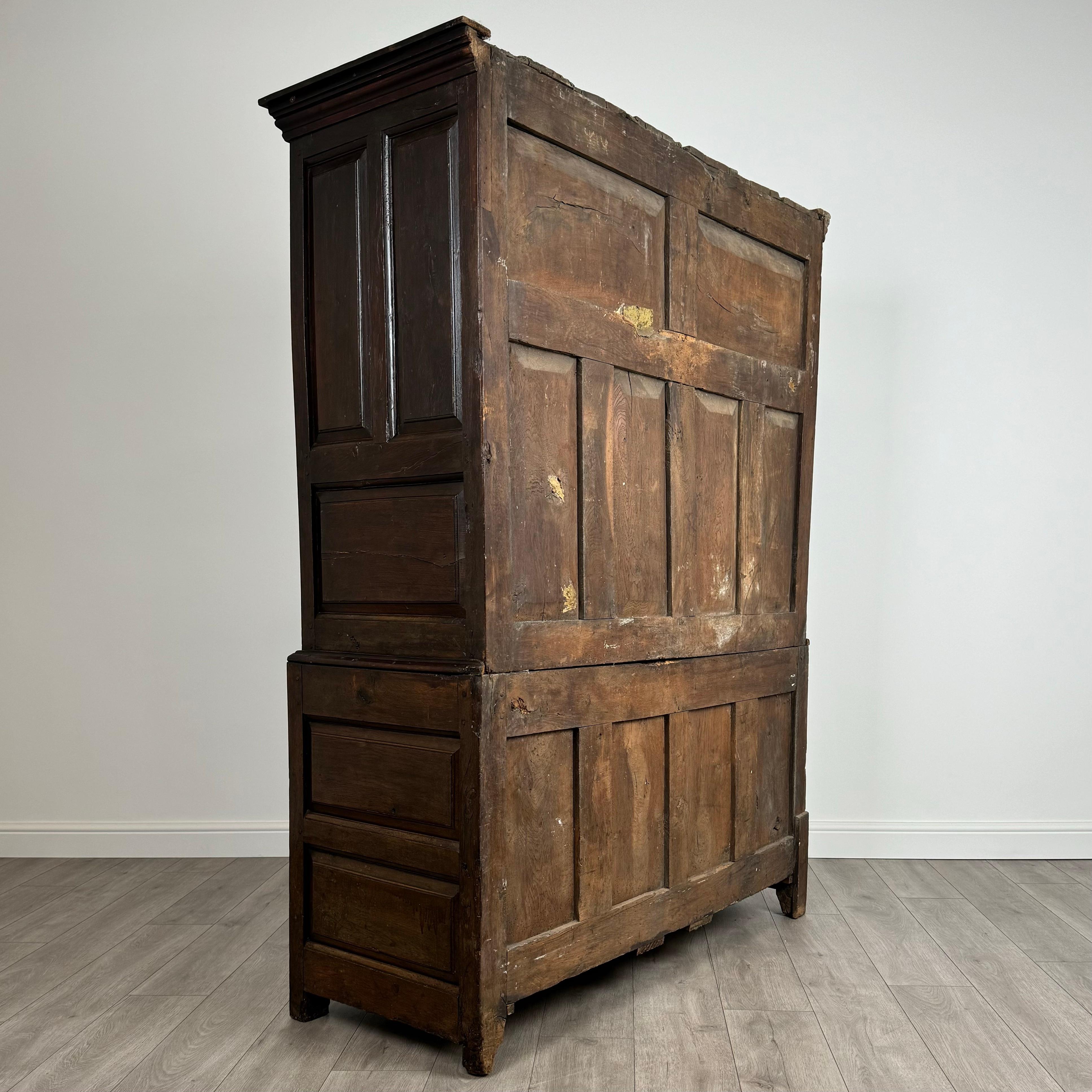 Antique 18th Century Welsh Livery Cupboard In Oak ( REF AF-3634 ) For Sale 1
