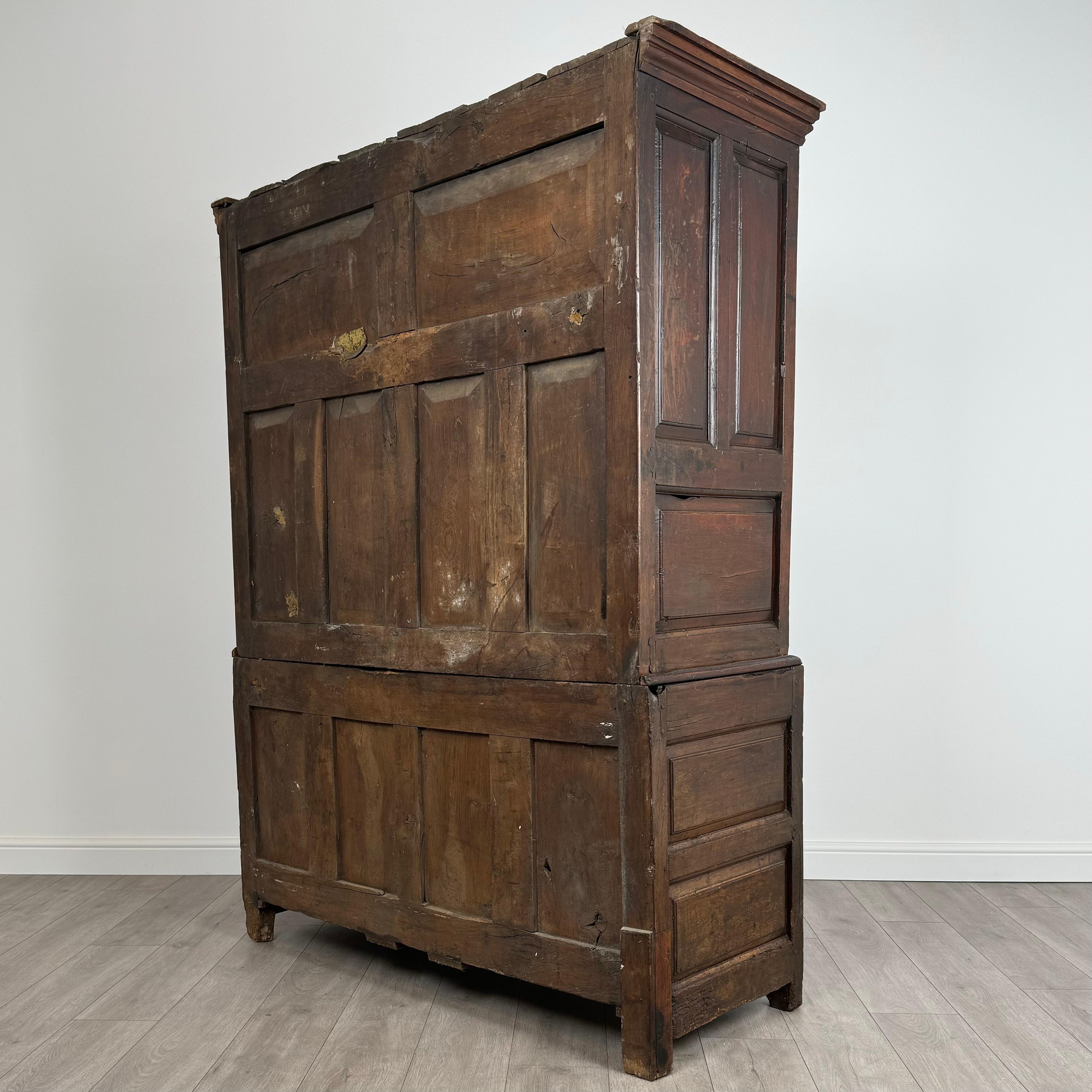 Antique 18th Century Welsh Livery Cupboard In Oak ( REF AF-3634 ) For Sale 3