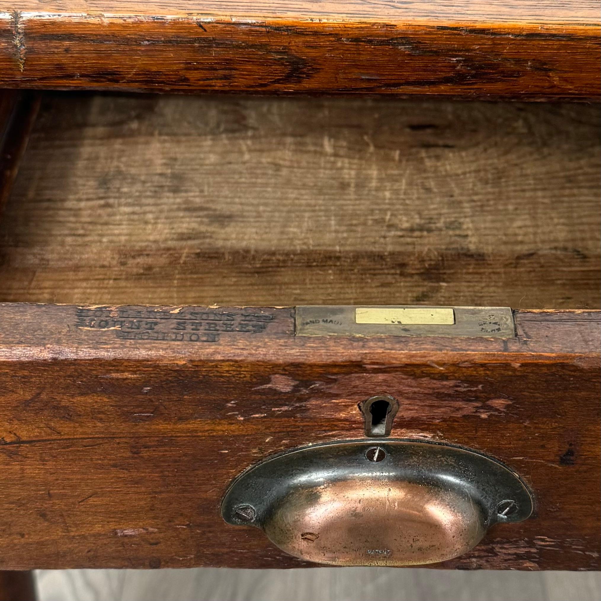 Antique Tables Ltd. di Holland & Sons LTD ( REF AFS-3500 ) in vendita 2