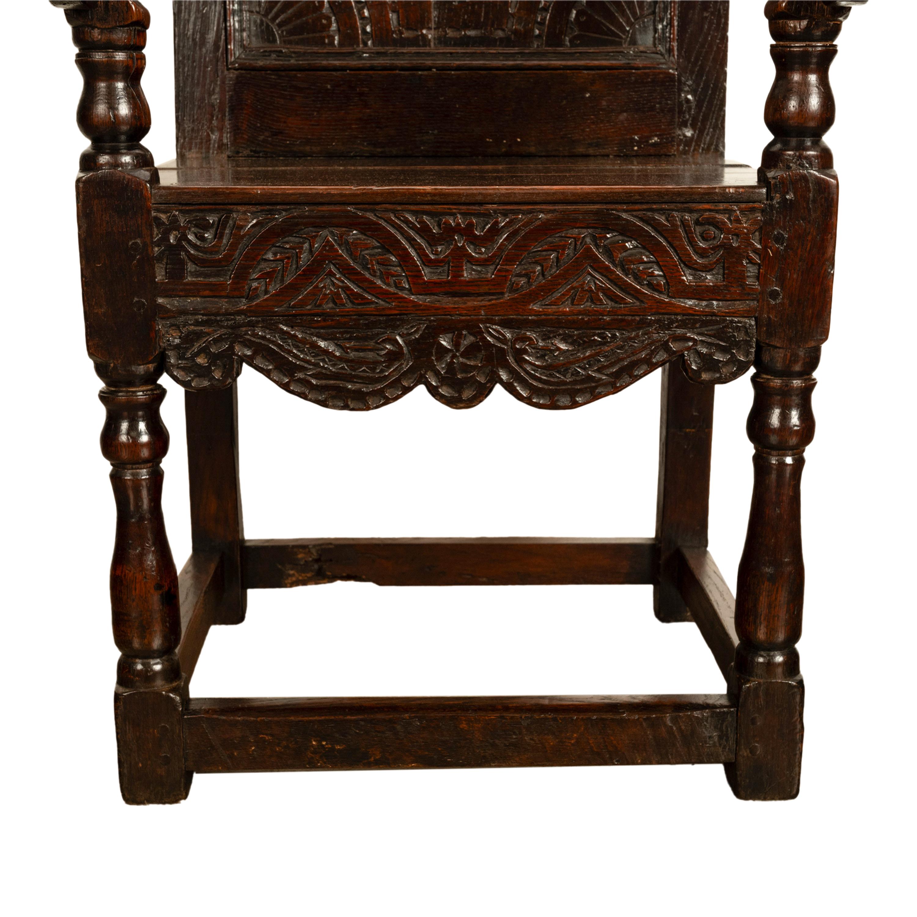 Ancienne chaise Wainscot en chêne sculpté géorgienne du 18ème siècle, Yorkshire 1720 en vente 6
