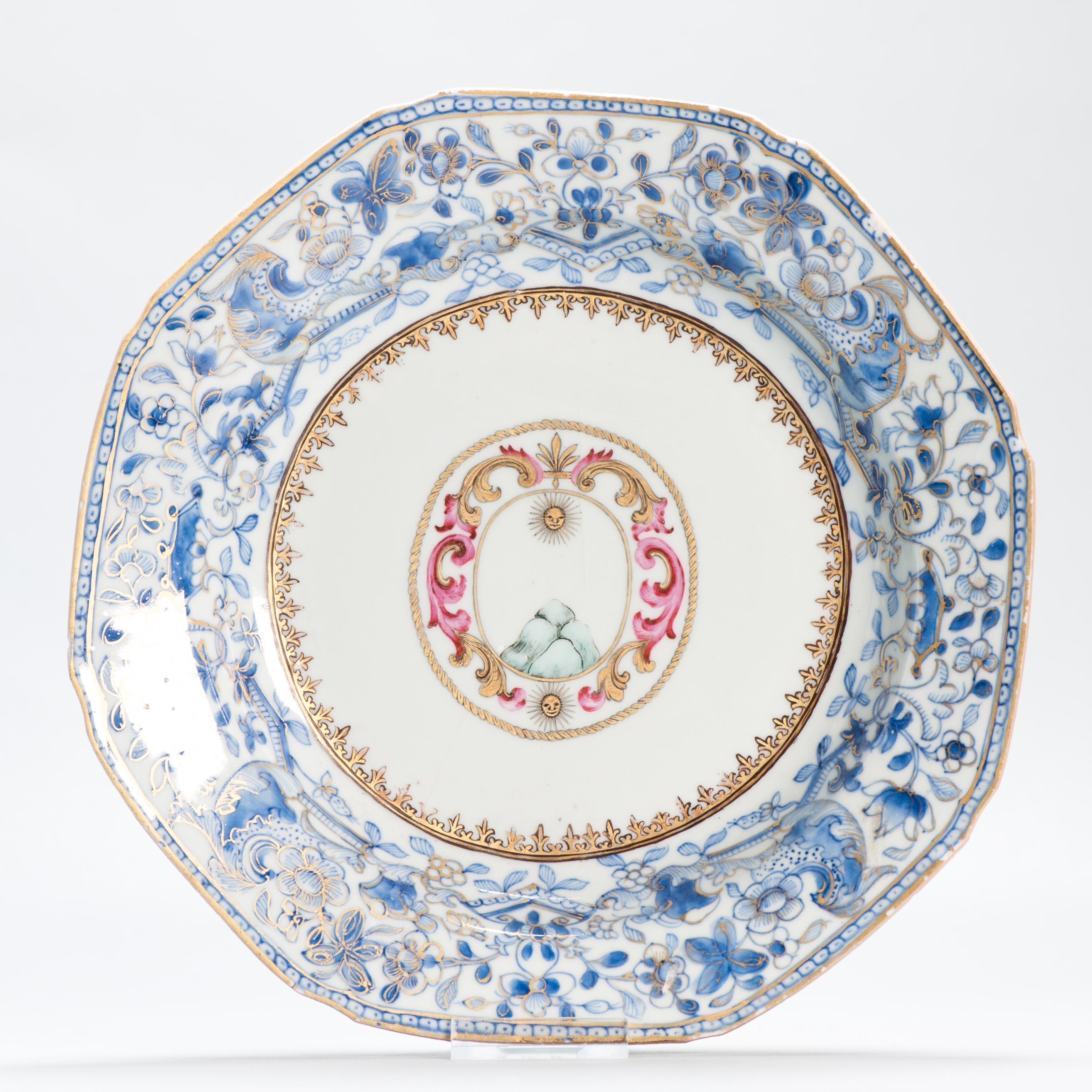 Antico piatto in porcellana cinese del 18° Qianlong Sunnybanck Armorial Dishish in vendita 6